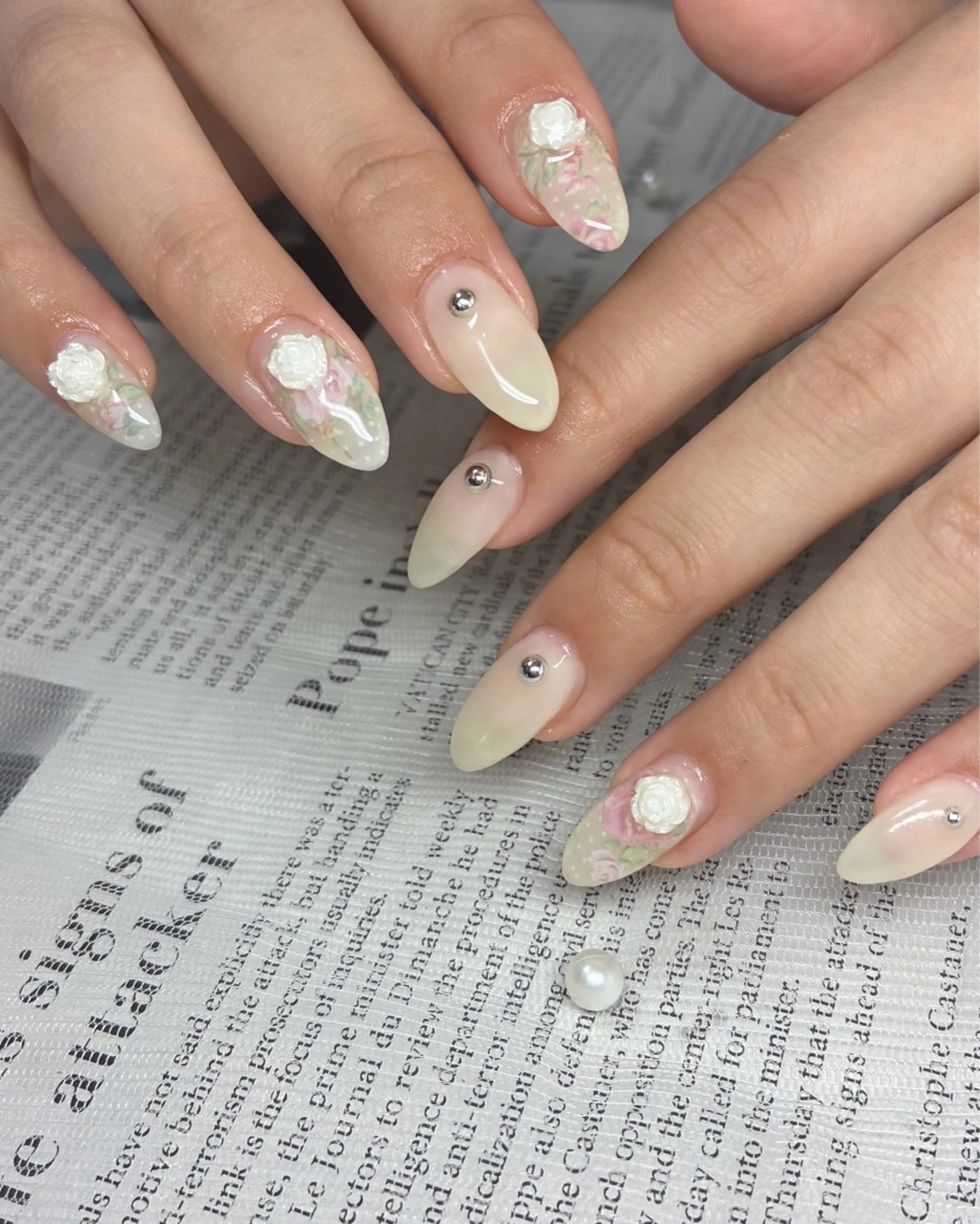 ネイル ガーリー shiki_nail 🪐のネイルデザイン