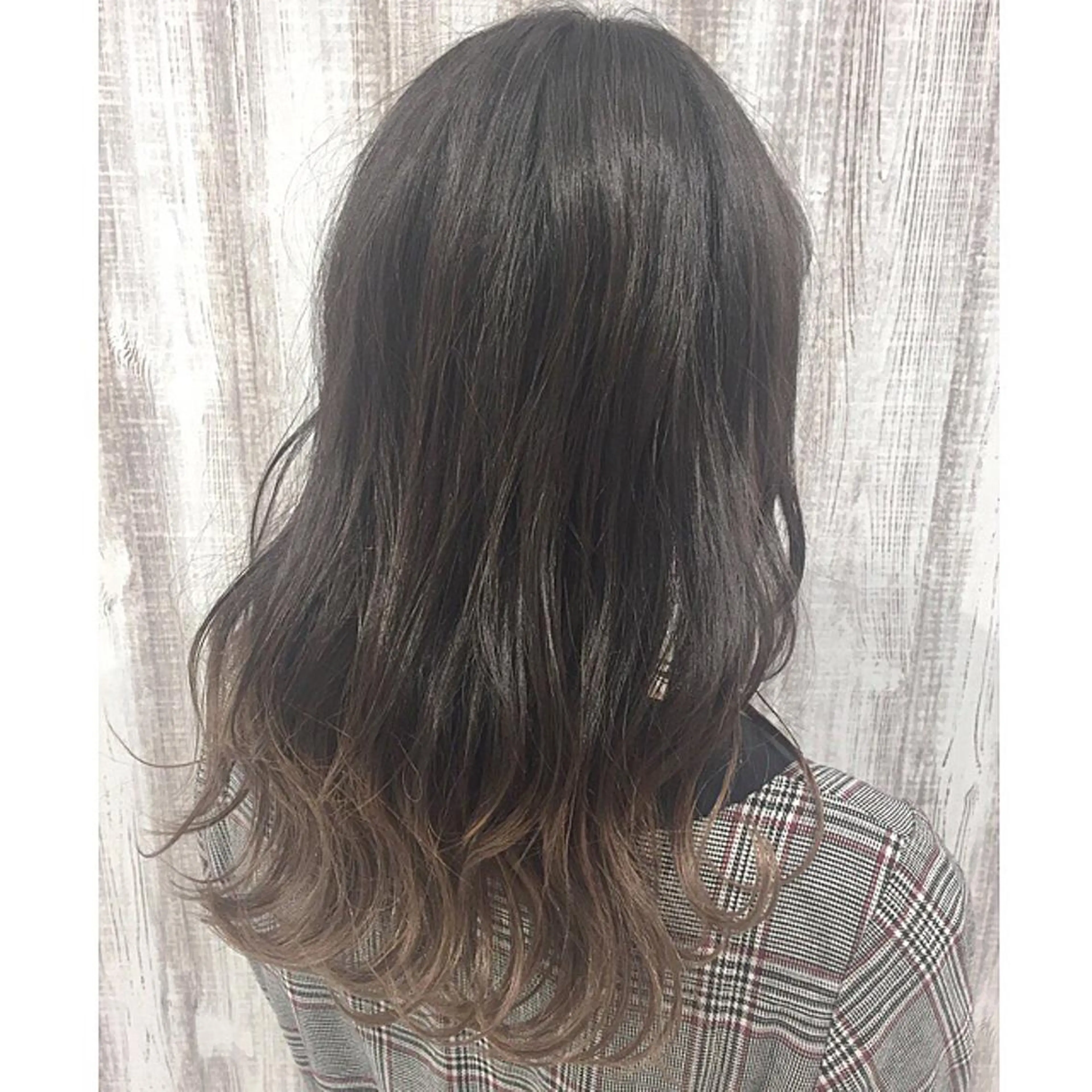 ロング カラー ヘアアレンジ ヘアカラー トリートメント 透明感♡︎♡︎ 佐々木早苗のヘアスタイル