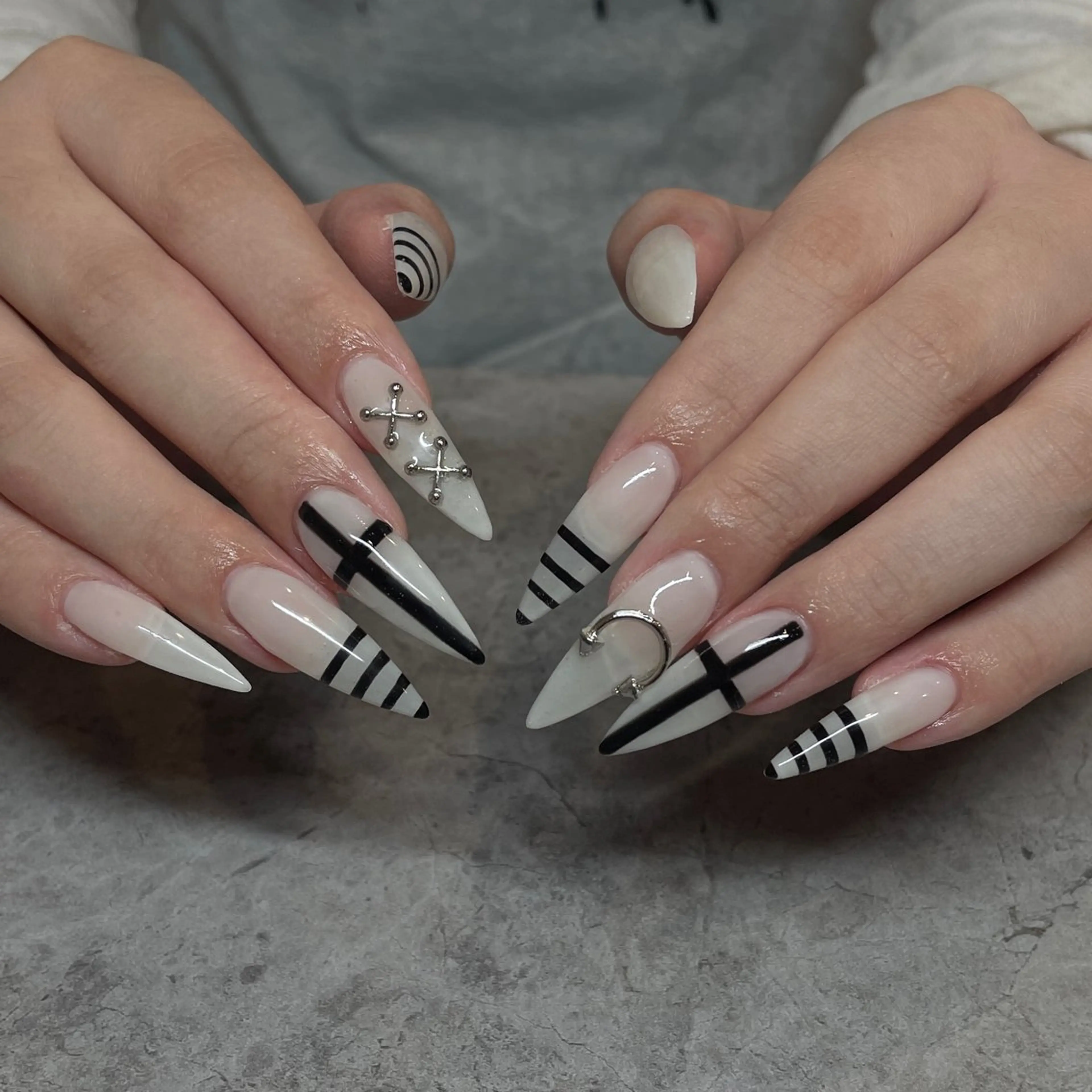 ネイル ハンドネイル IROHA NAIL nanaのネイルデザイン