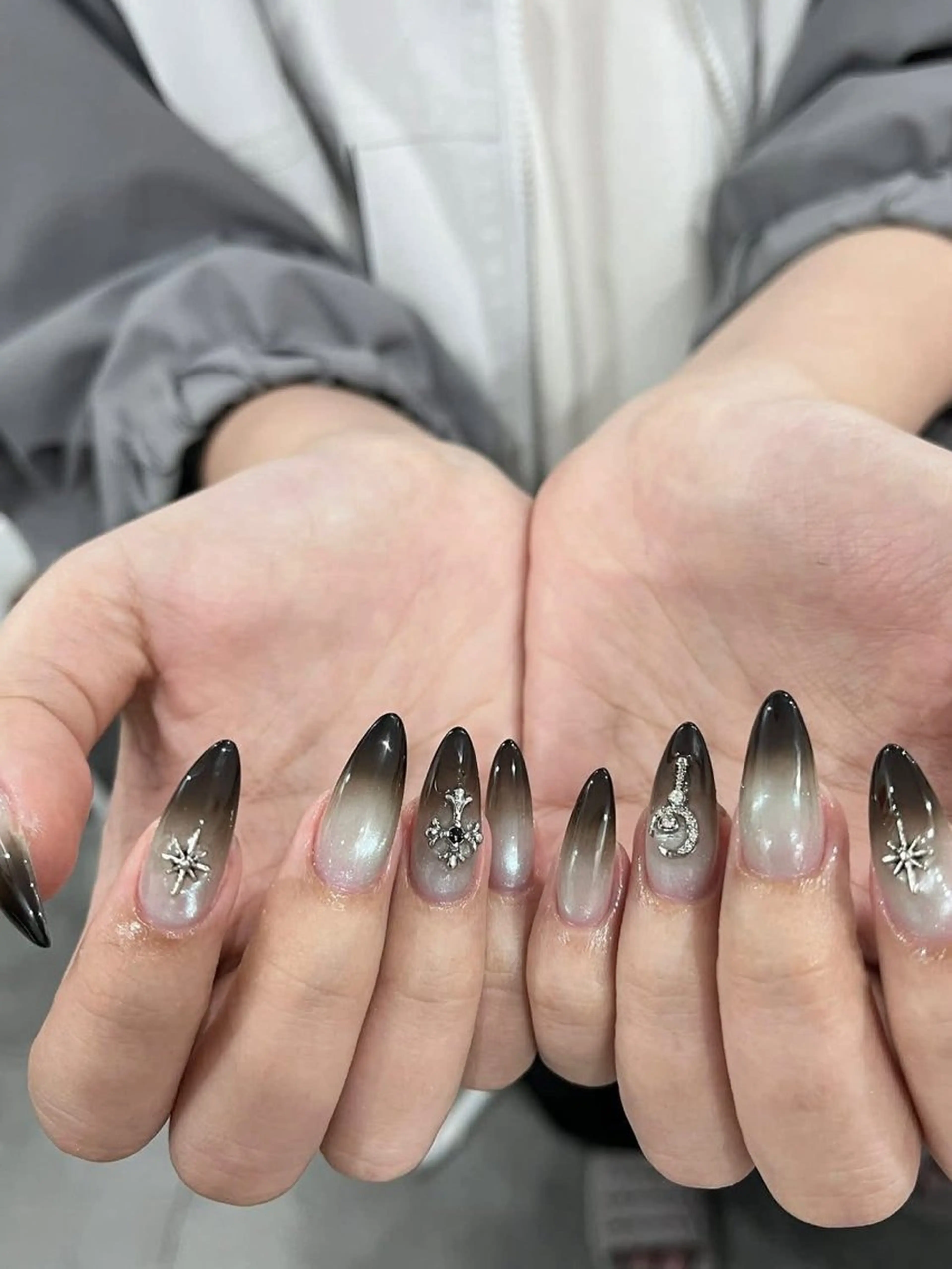 ネイル ハンドネイル T•Lee Nailsalon所属・T.Lee Nail Lilyのネイルデザイン