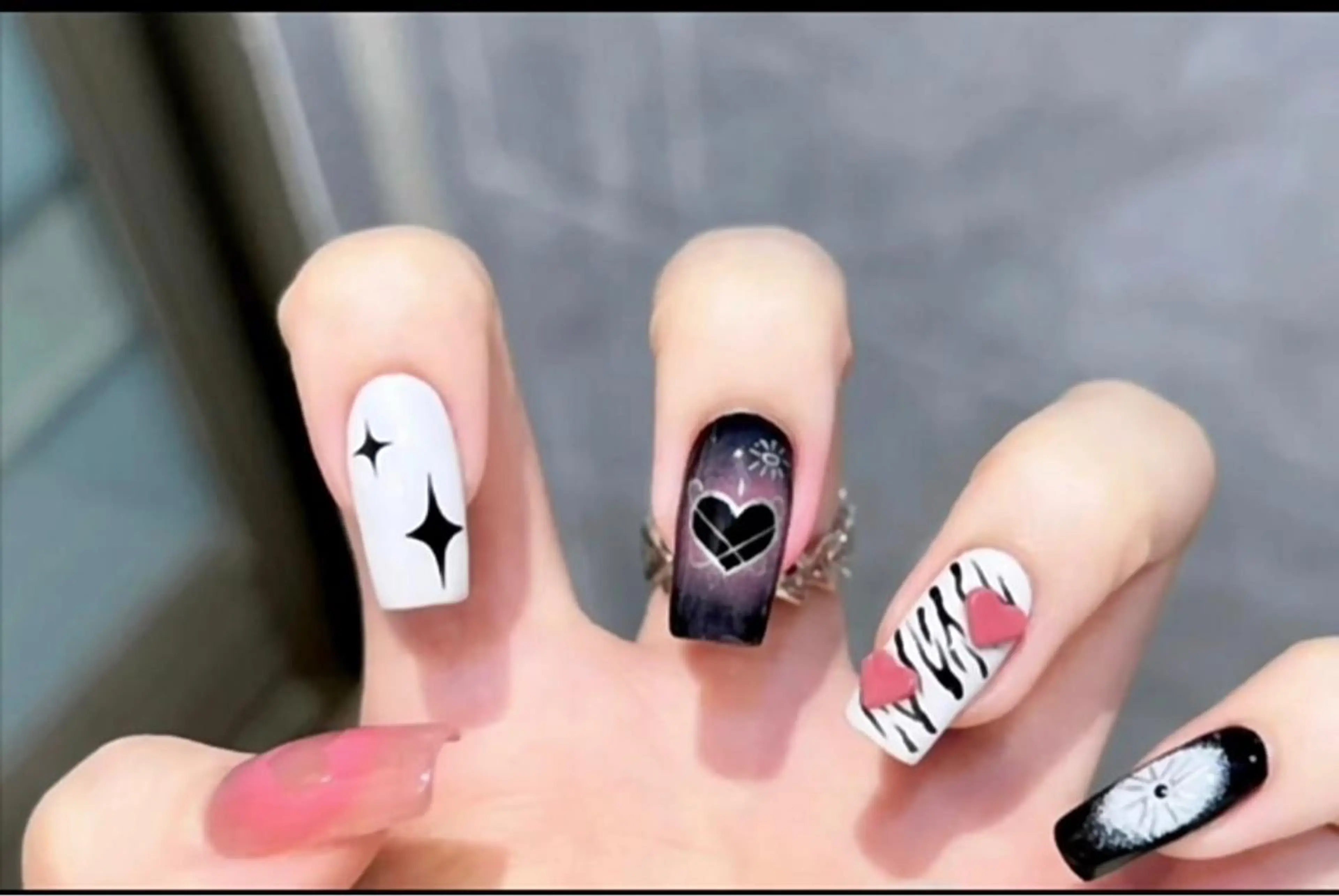 ネイル ハンドネイル YUYI.nail salonのネイルデザイン