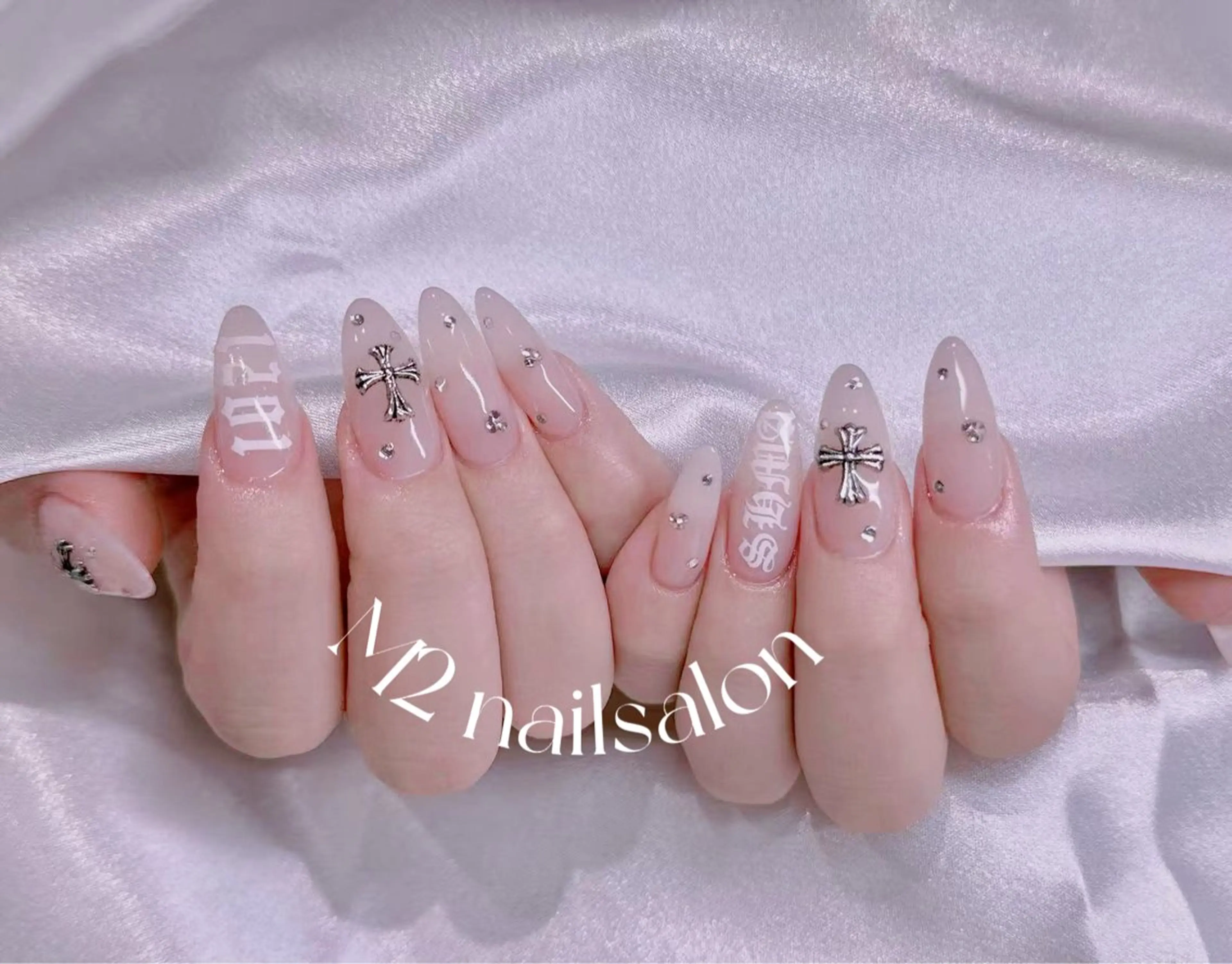 ネイル 長さだし専門店 M2　rikaのネイルデザイン