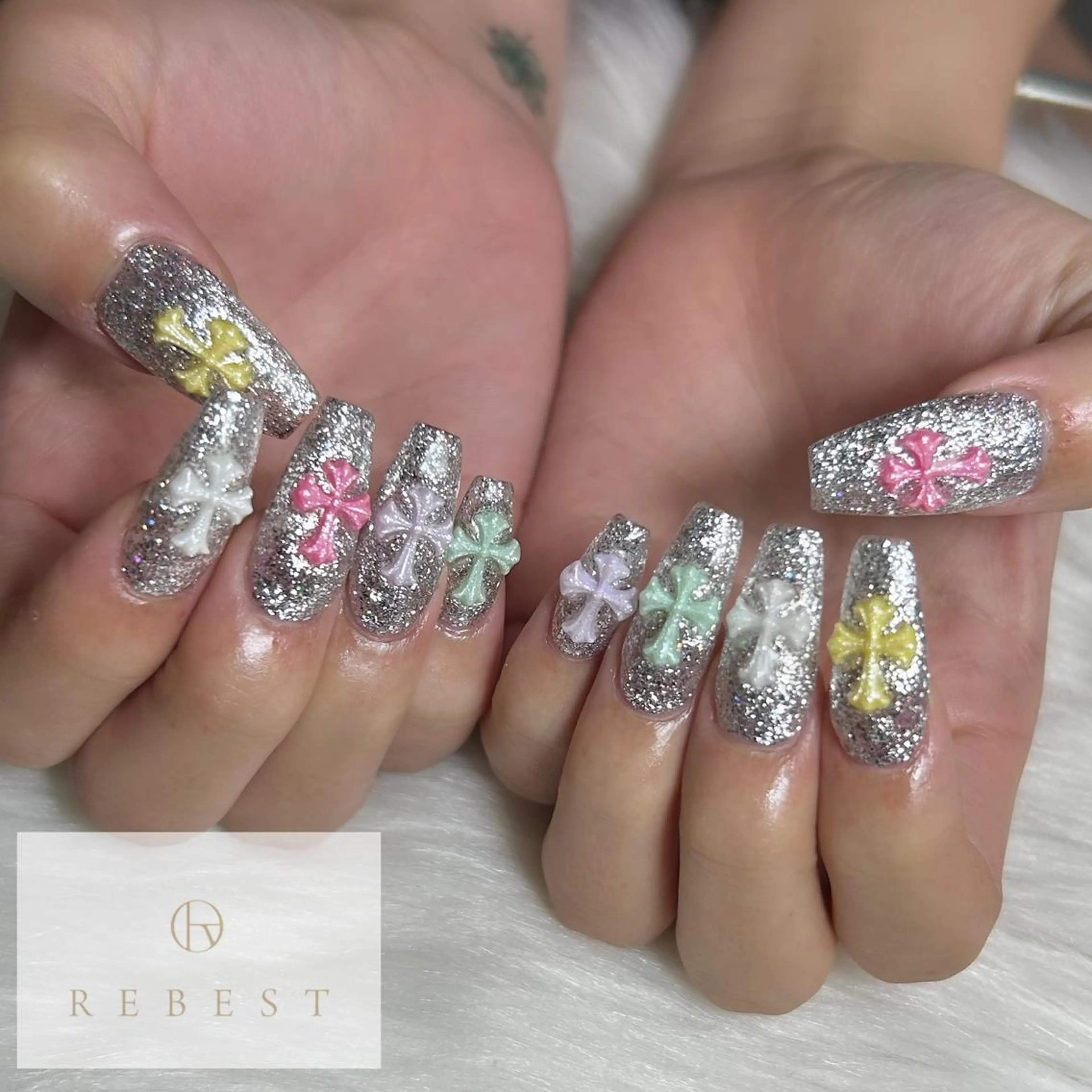 ネイル -Rebest- NAIL心斎橋店💎のネイルデザイン