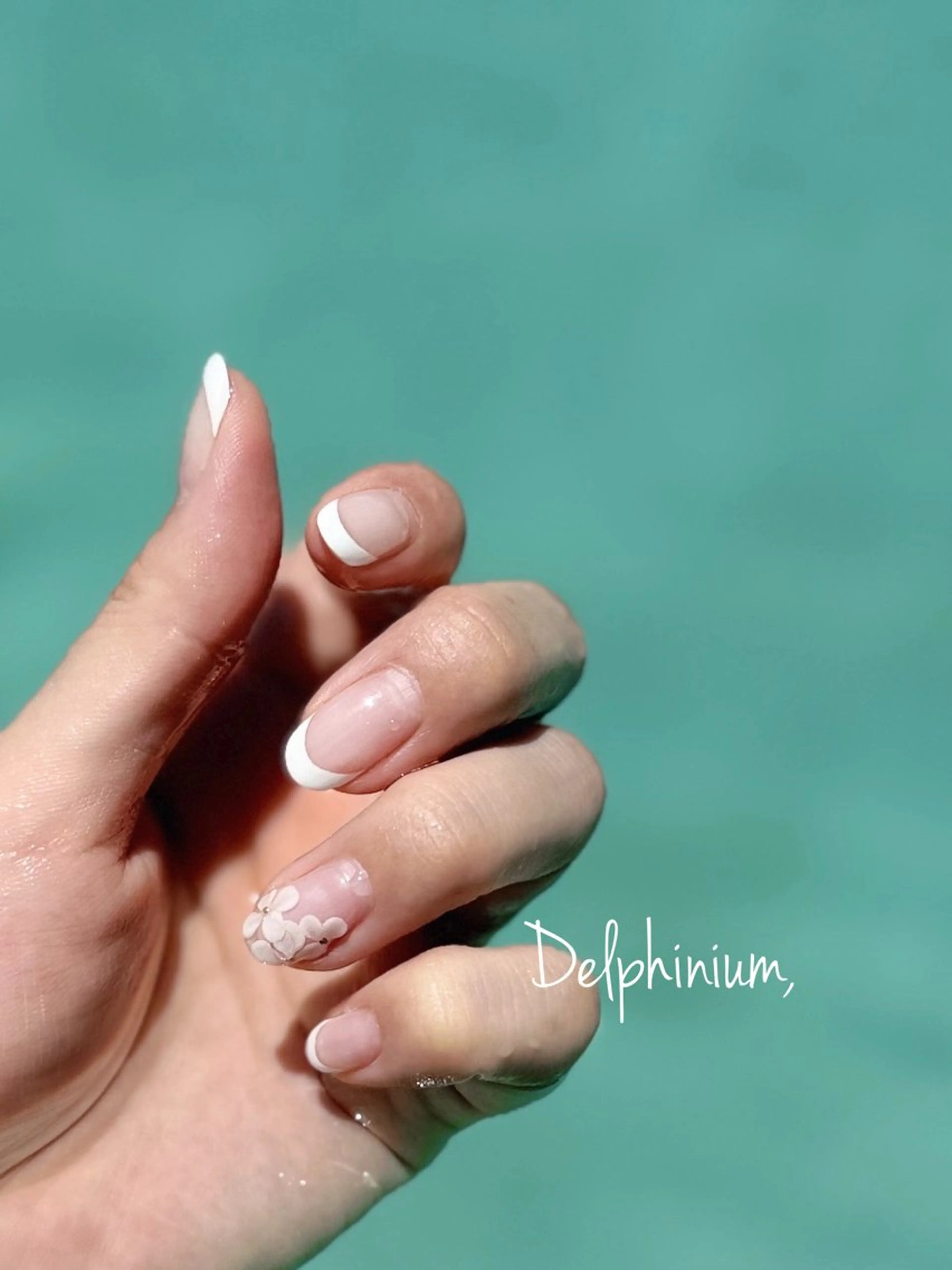 ネイル フレンチネイル ブライダルネイル ハンドネイル 岡本 友恵のネイルデザイン