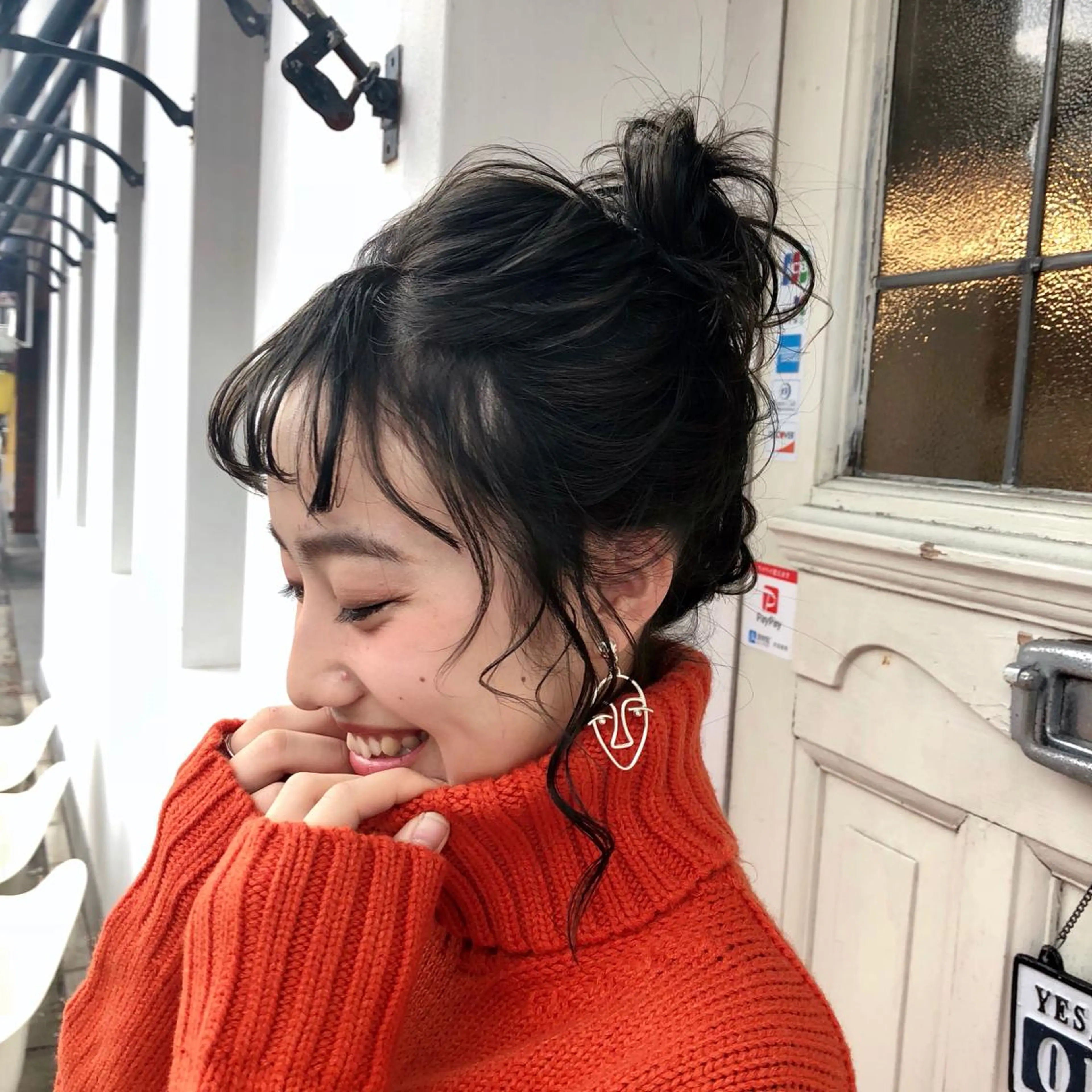 ミディアム ヘアアレンジ お団子ヘア 簡単アレンジ ヘアセット h a k u 大倉 卓人のヘアスタイル