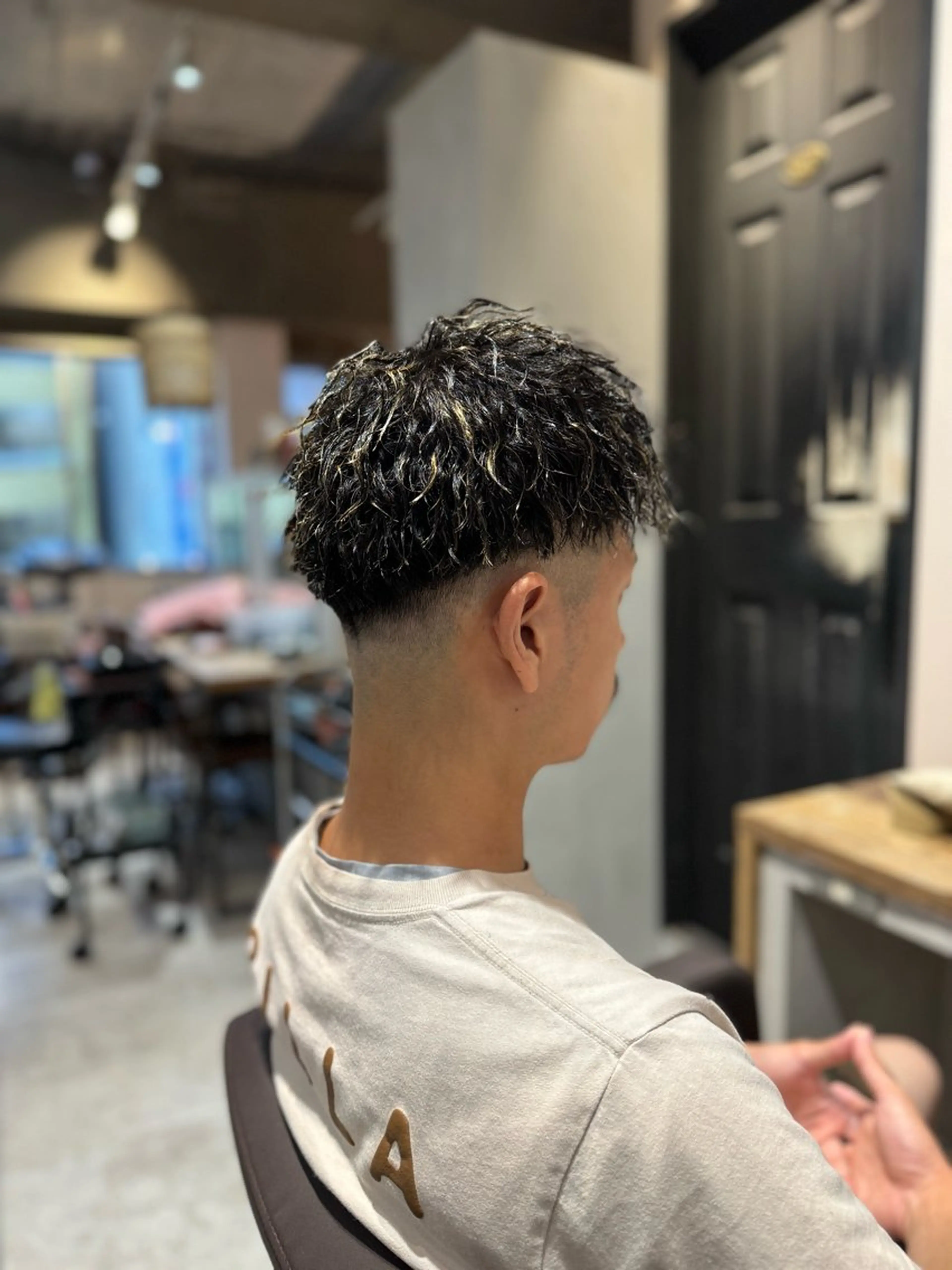 ショート ツイストパーマ カット パーマ メンズ特化 TAKUYAのヘアスタイル