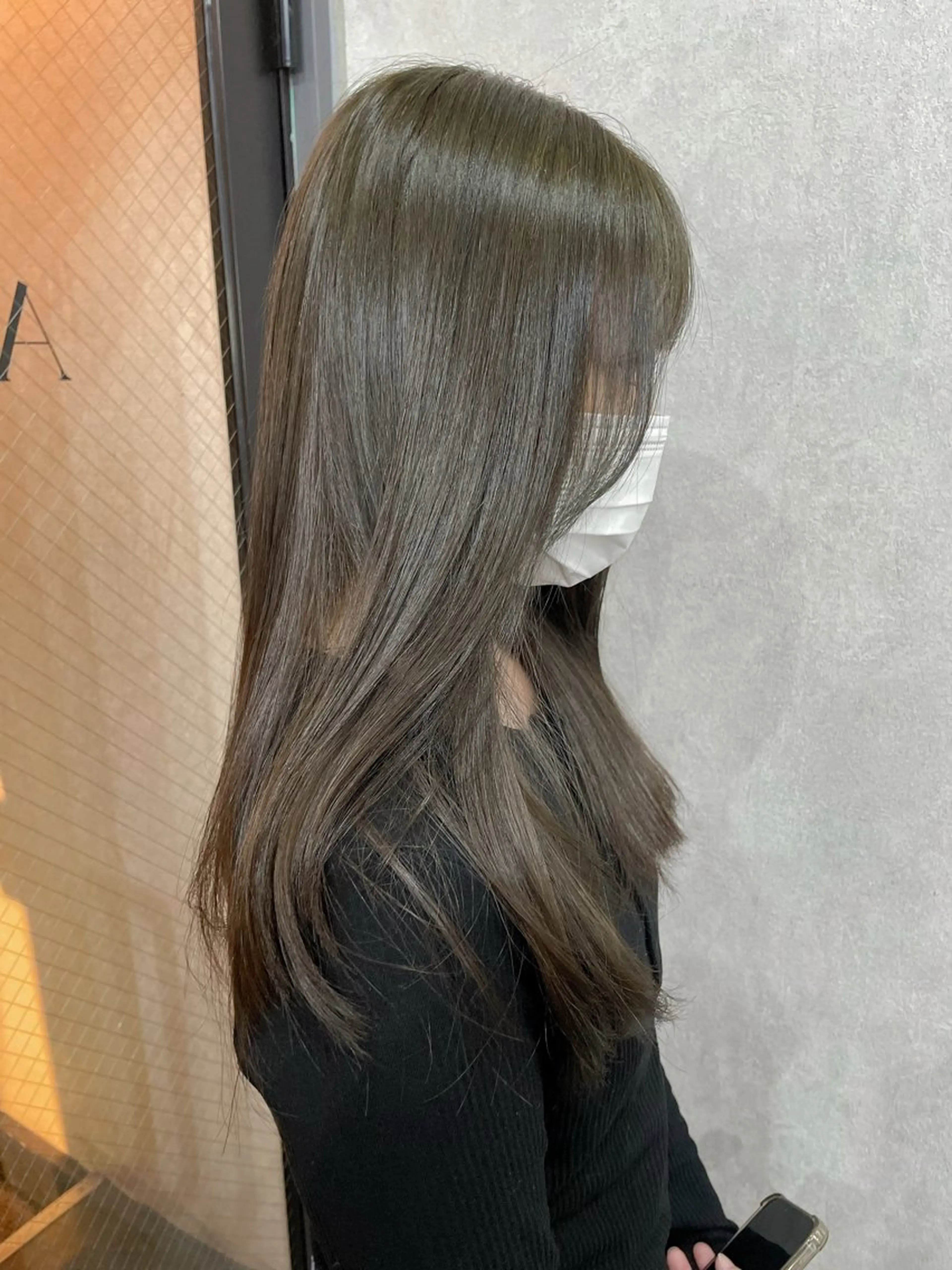 カット+艶カラー＋縮毛矯正+トリートメントの写真