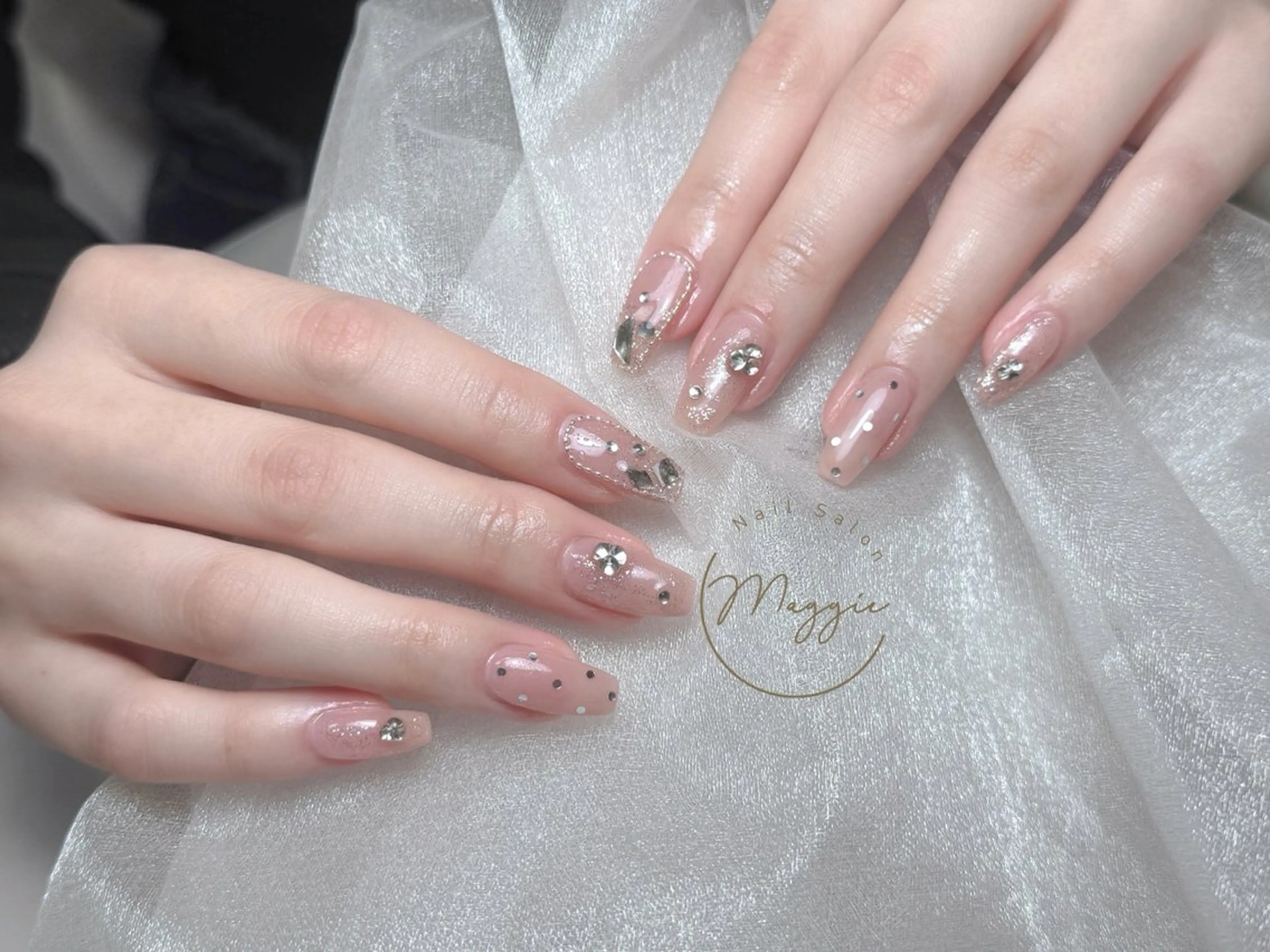 ネイル Maggie Nail🦩のネイルデザイン
