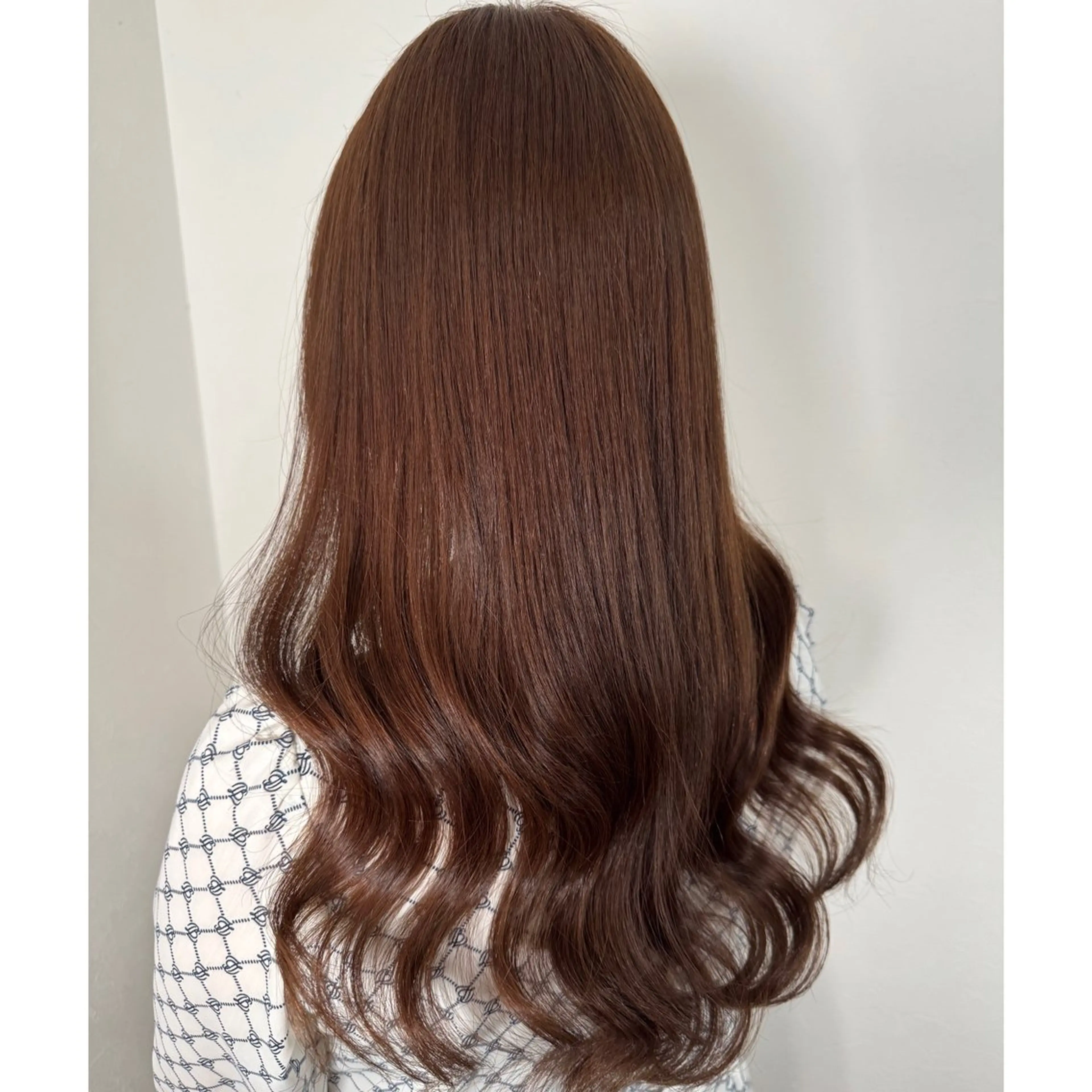 ロング シアーブラウン ヘアカラー トリートメント 池上 ひろみのヘアスタイル