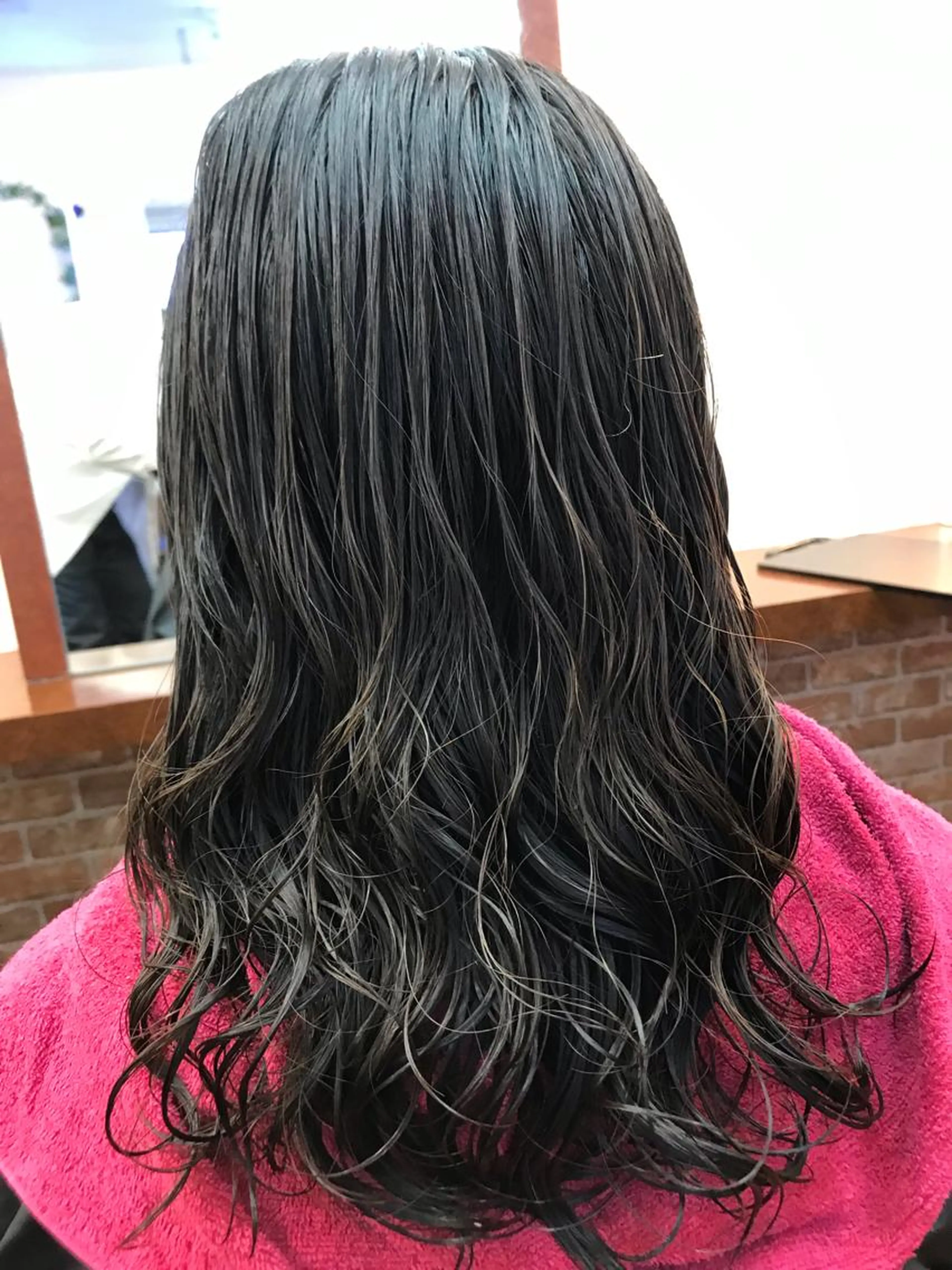 ストレートカール　ストレートしながらウェーブカール　　髪質条件付き(過去に矯正やブリーチしてない方)デジパでありませんの写真