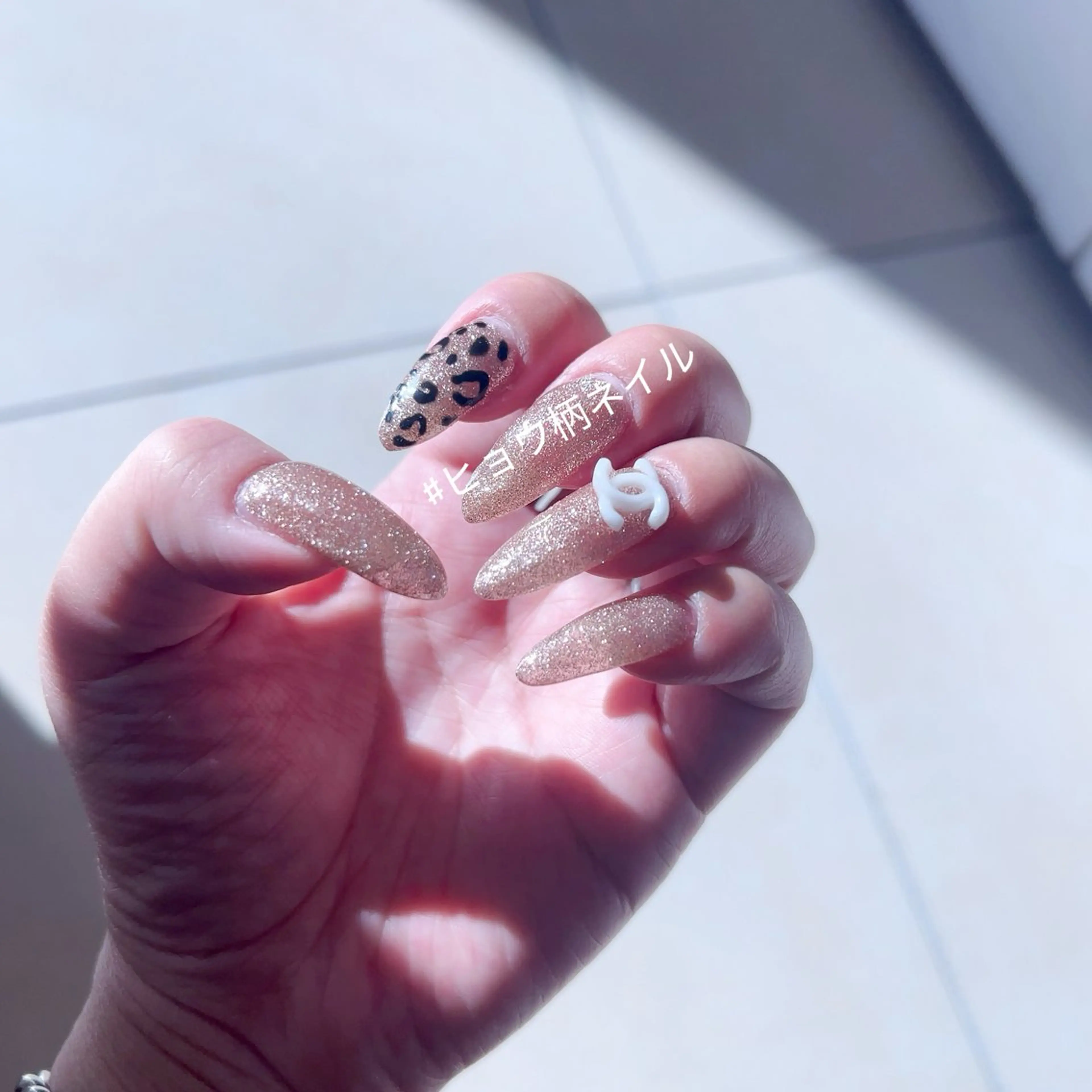 初回オフ無料✨」デザインネイル2本まで🐆の写真