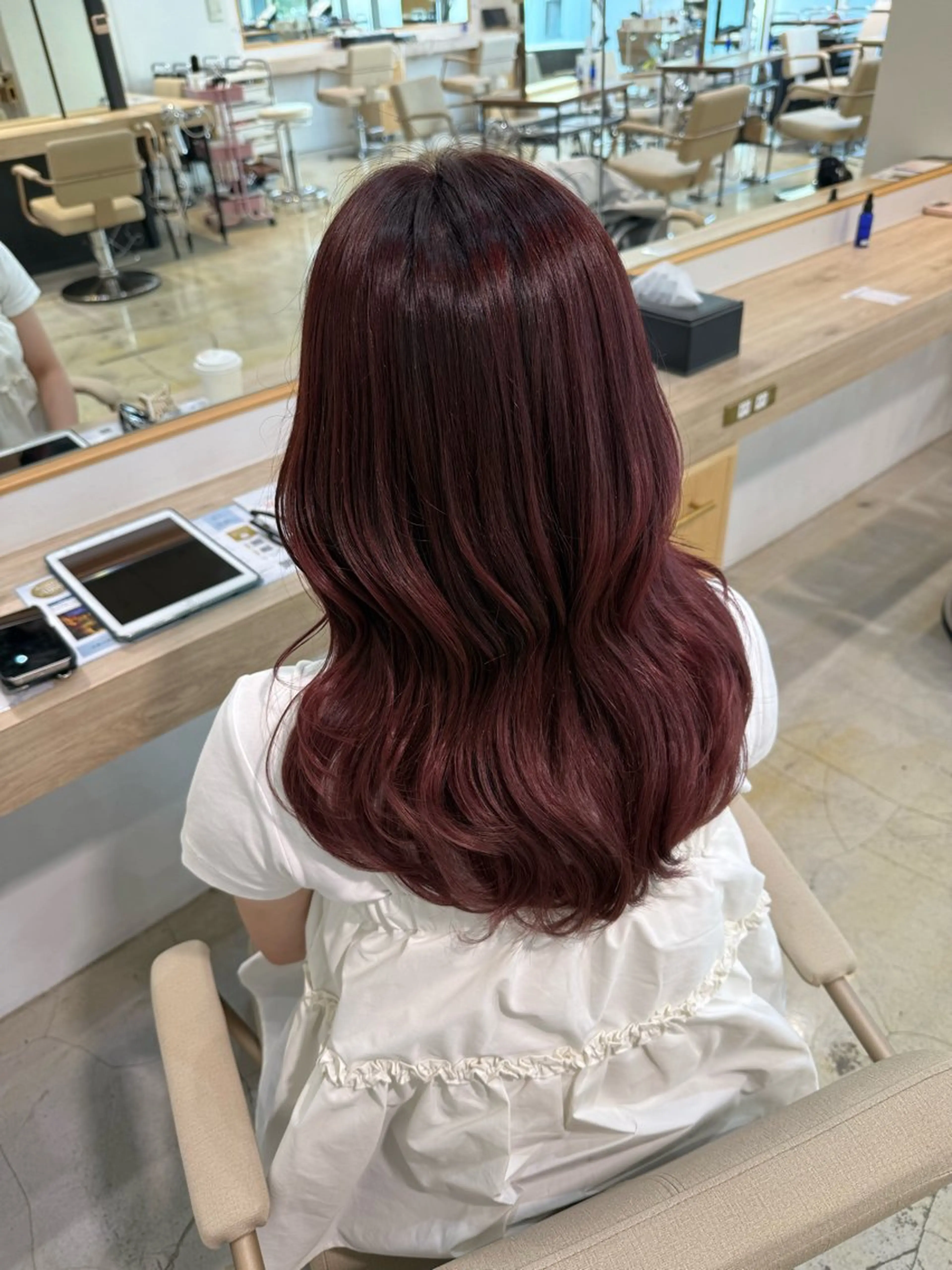 セミロング カラー カット ヘアカラー 𝐑𝐮𝐧𝐚 🩵のヘアスタイル