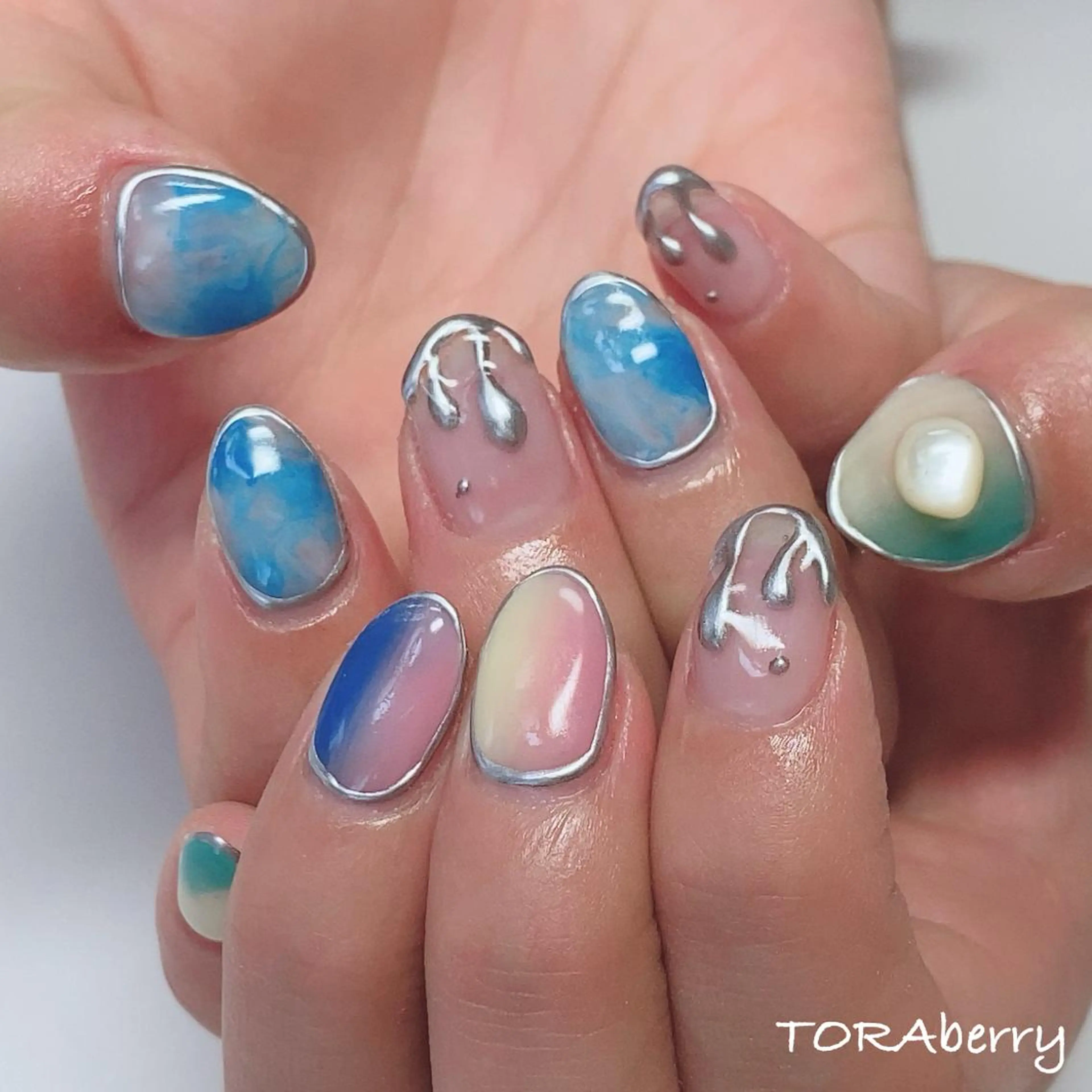 ネイル ハンドネイル ネイリスト なつみのネイルデザイン