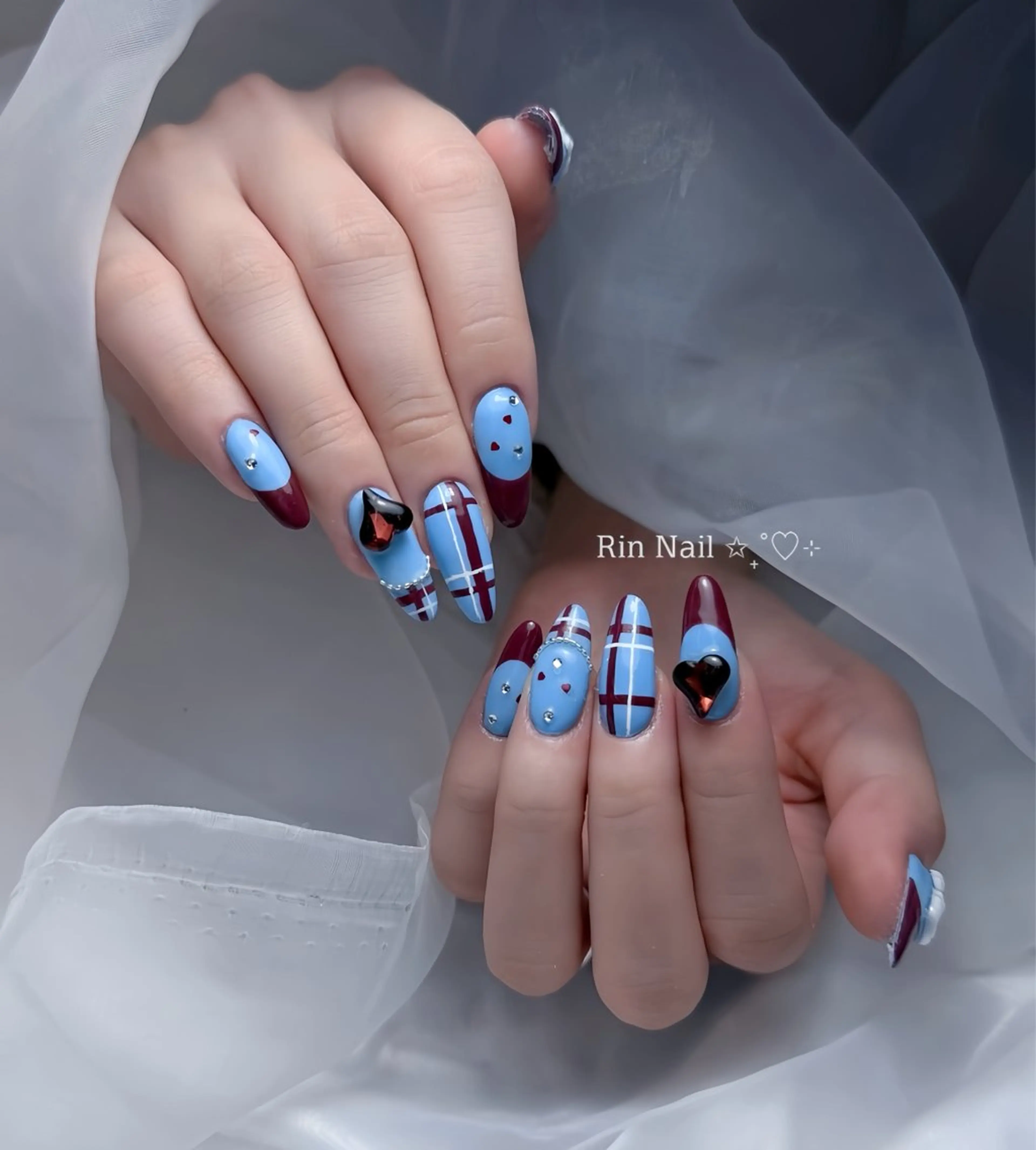 ネイル アートネイル チークネイル ジェルネイル ロングネイル マグネットネイル ハンドネイル Rin Nail 新大久保店のネイルデザイン