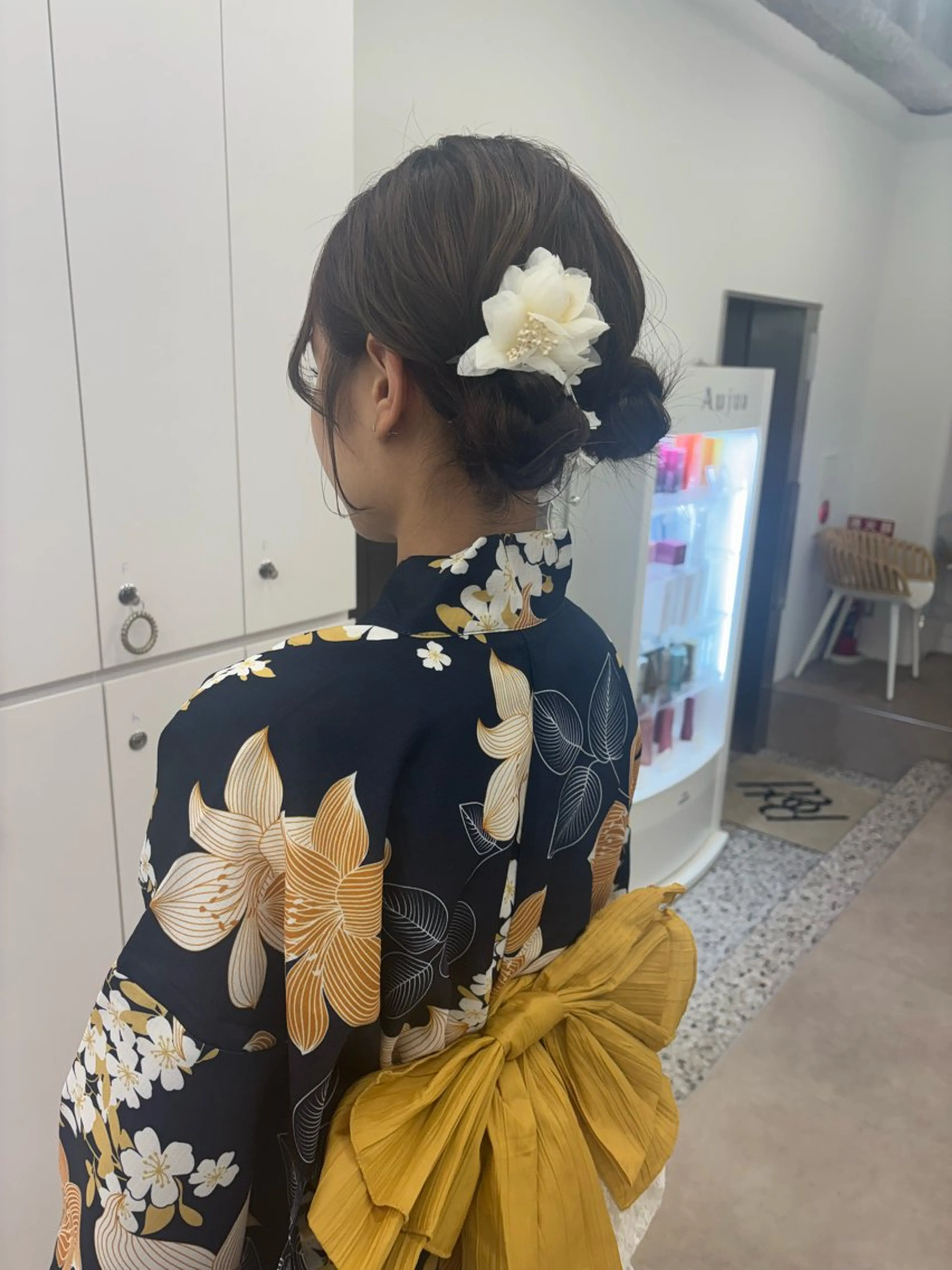 ショート リン🔔ボブ cut 柔らかベージュ🤎のヘアスタイル