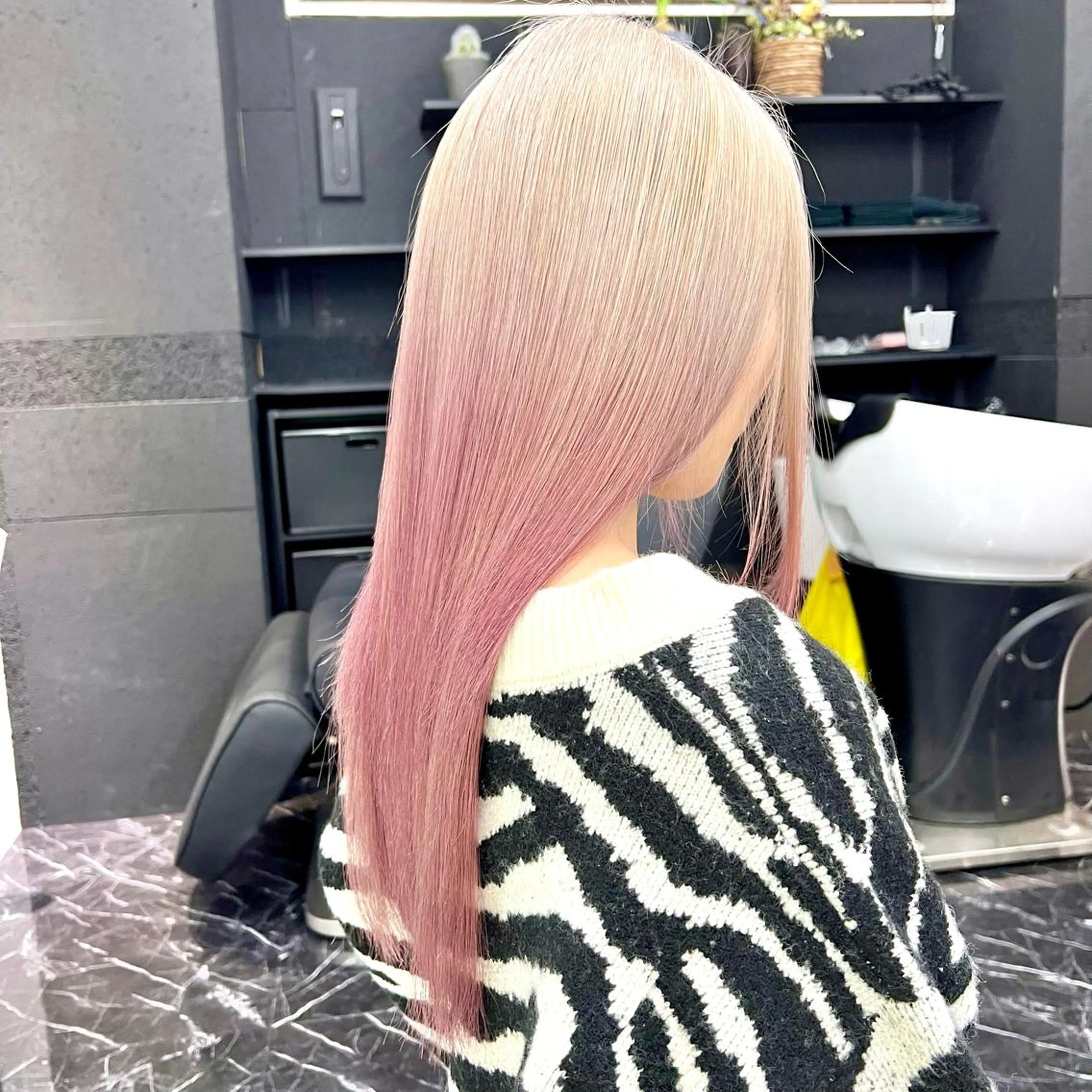 セミロング カラー ブリーチ ハイトーンカラー ケアブリーチ×ハイト ーン専門/SHOTAのヘアスタイル