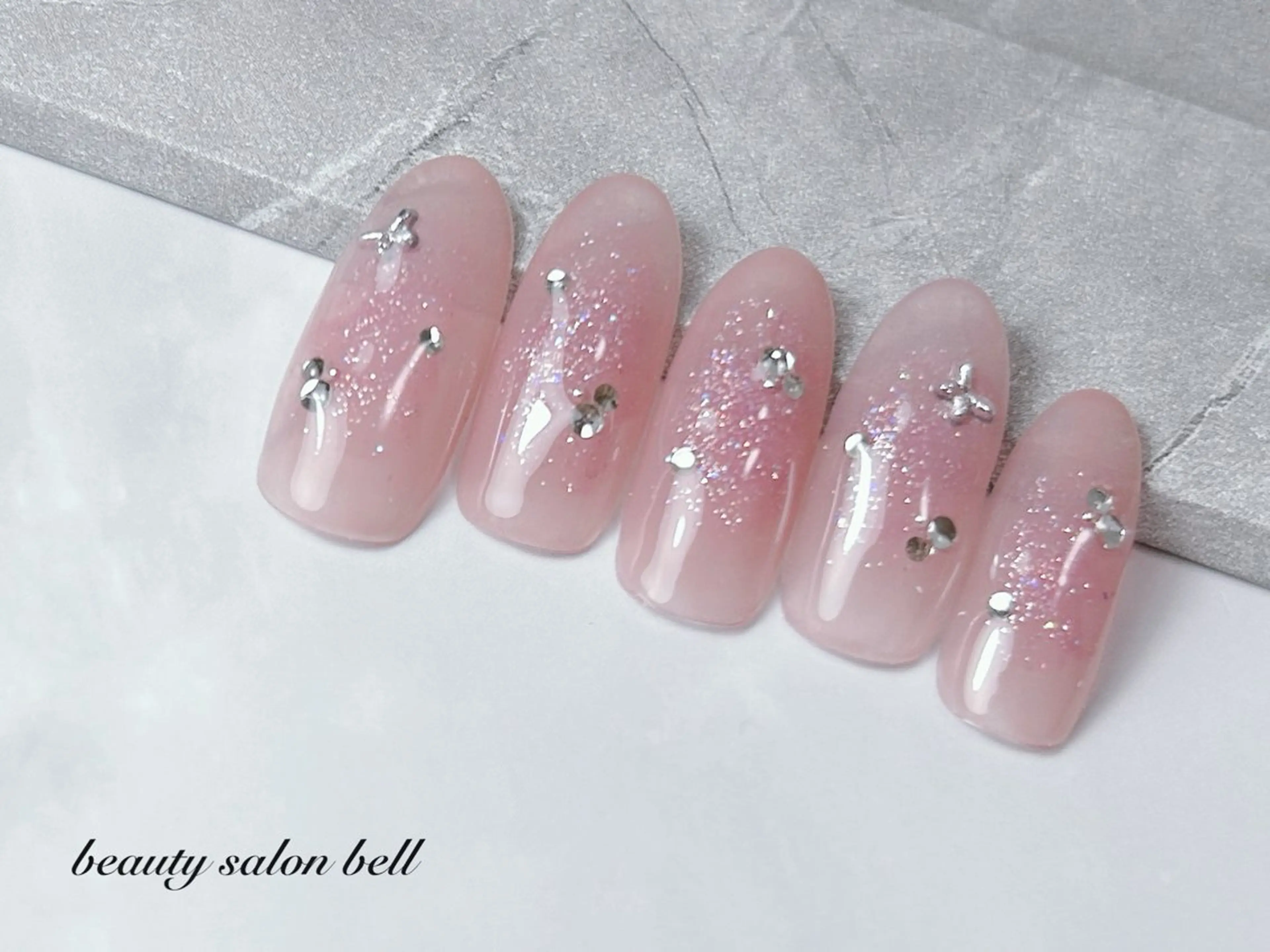 ネイル ハンドネイル beauty salon　bellのネイルデザイン
