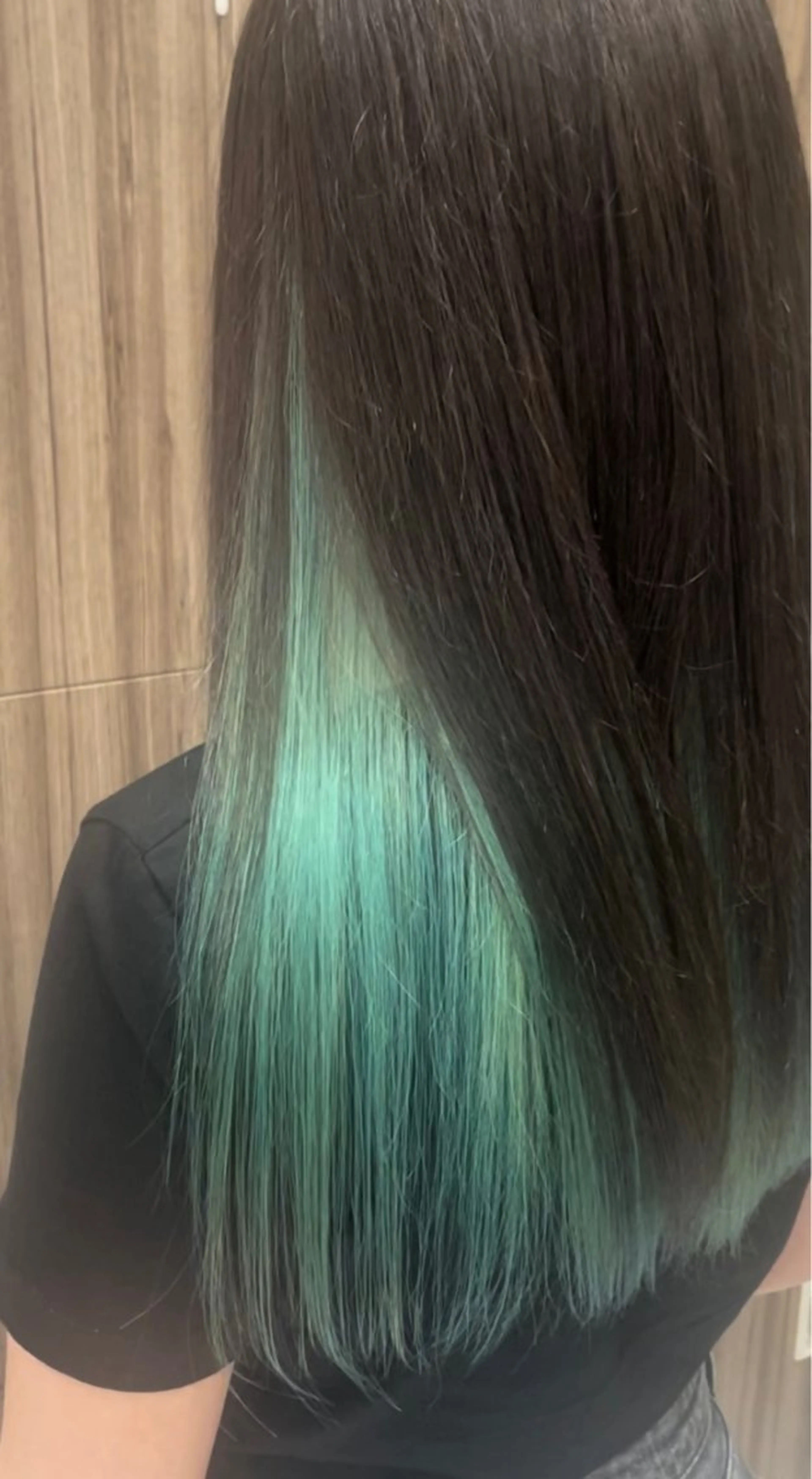 セミロング カラー 【ケアブリーチ特化】 中村　玲仁のヘアスタイル