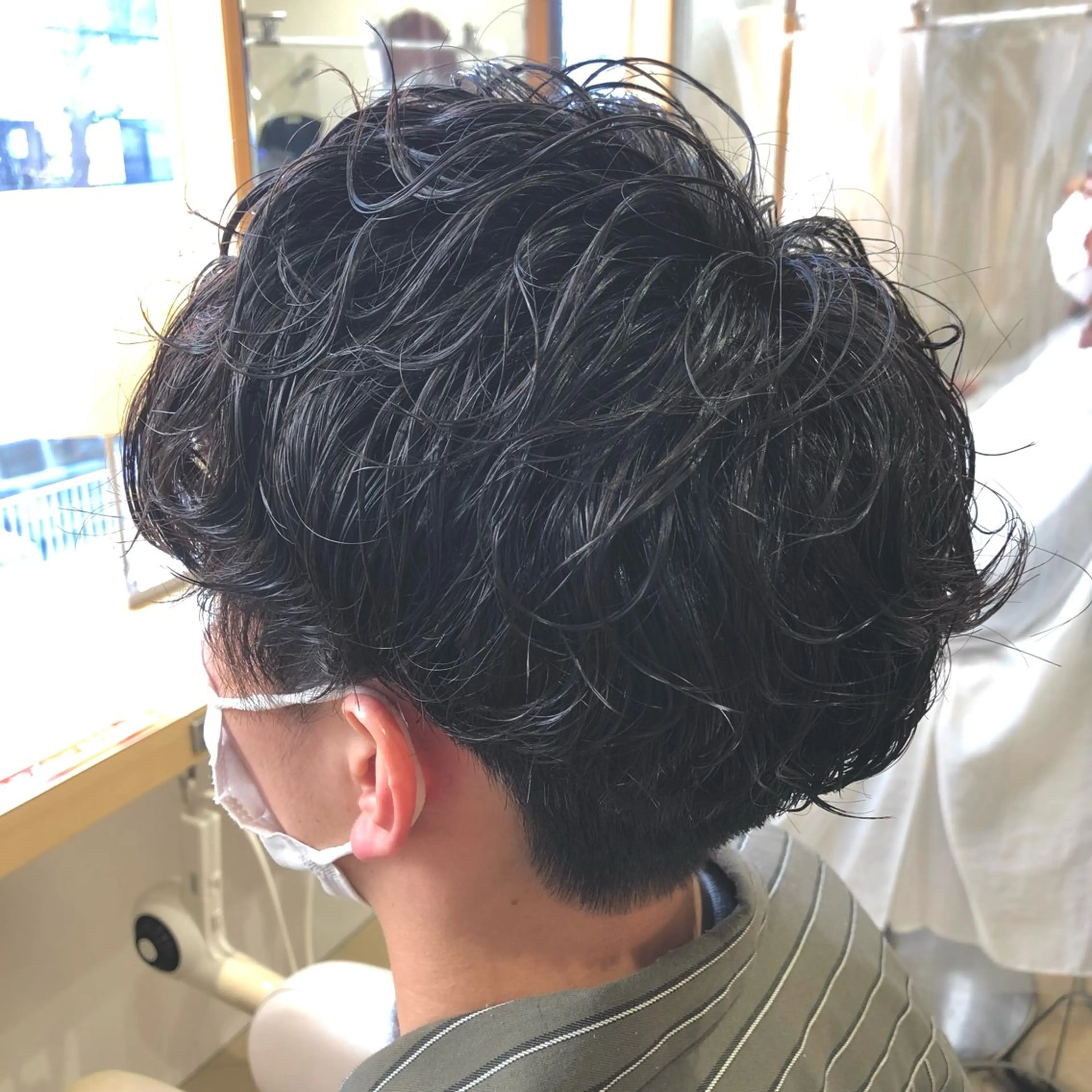 ショート パーマ メンズ 大谷 優馬のヘアスタイル