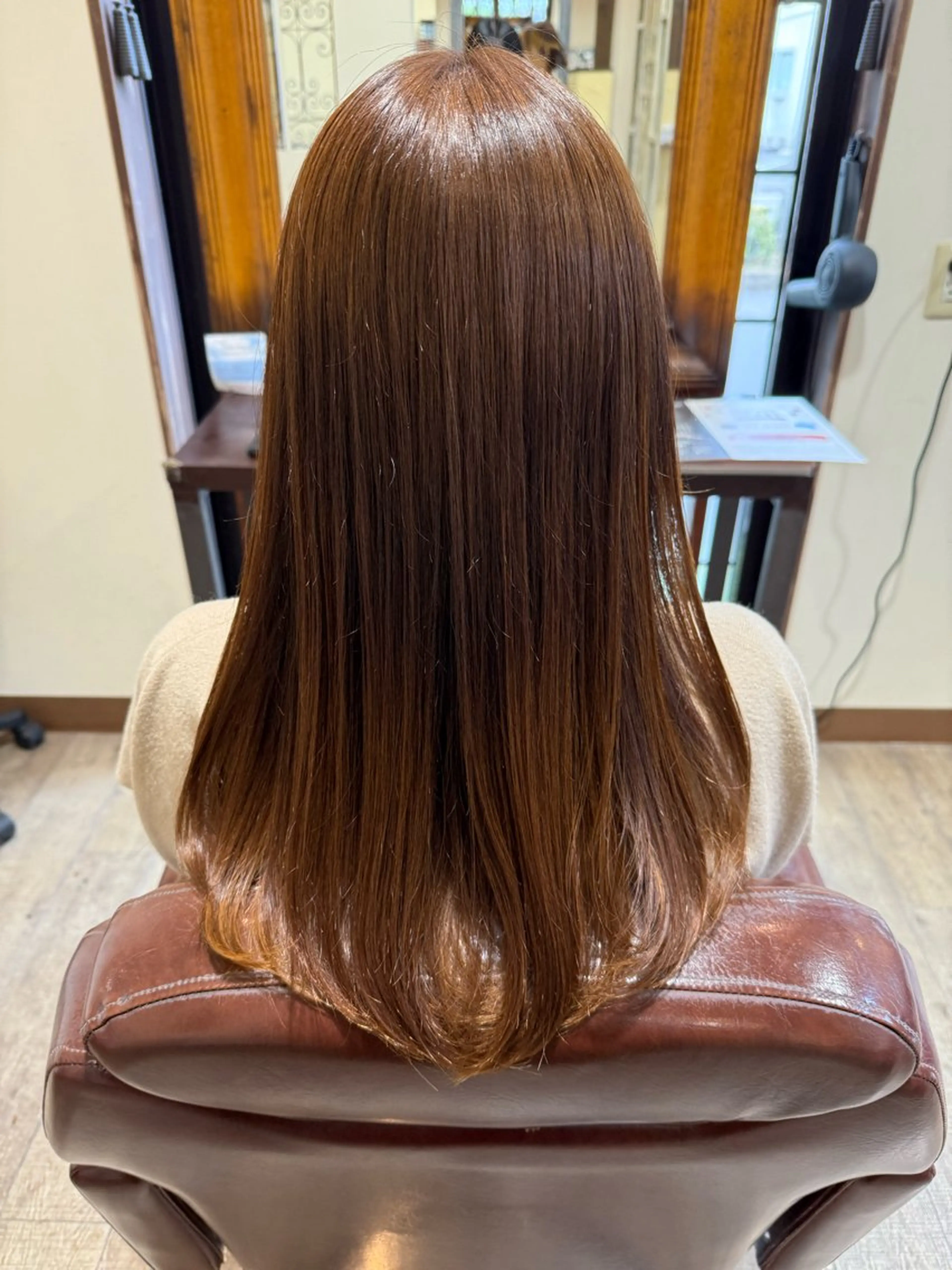 ロング カット ヘアカラー 一宮　　透明感カラー 髪質改善　ヘッドスパのヘアスタイル