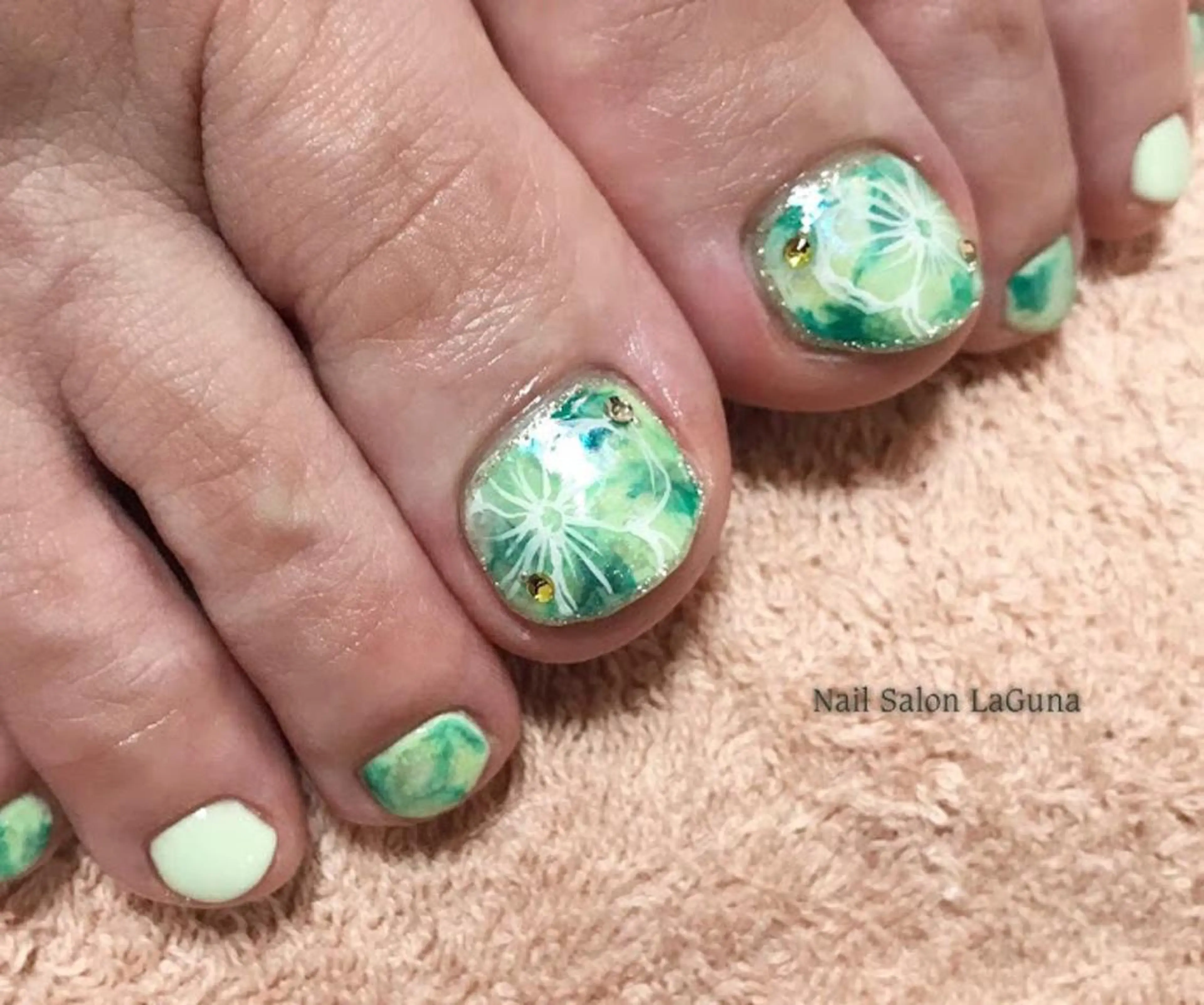 ネイル Am:nail 柏 SUE（スゥ）のネイルデザイン