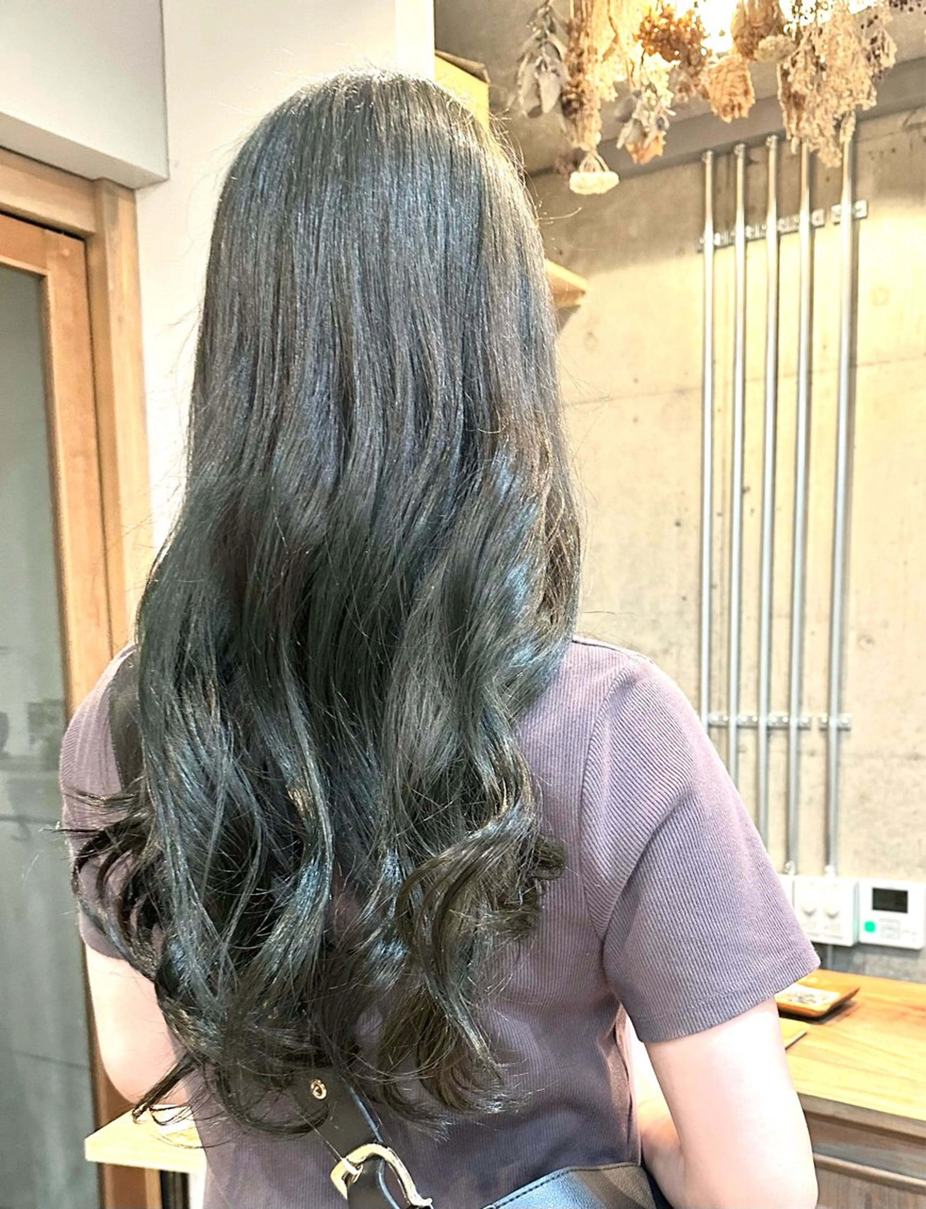 ロング カラー グレージュ オリーブグレージュ オリーブグレー オレンジ 🫧MANA🫧縮毛 矯正モデル募集中🧡のヘアスタイル