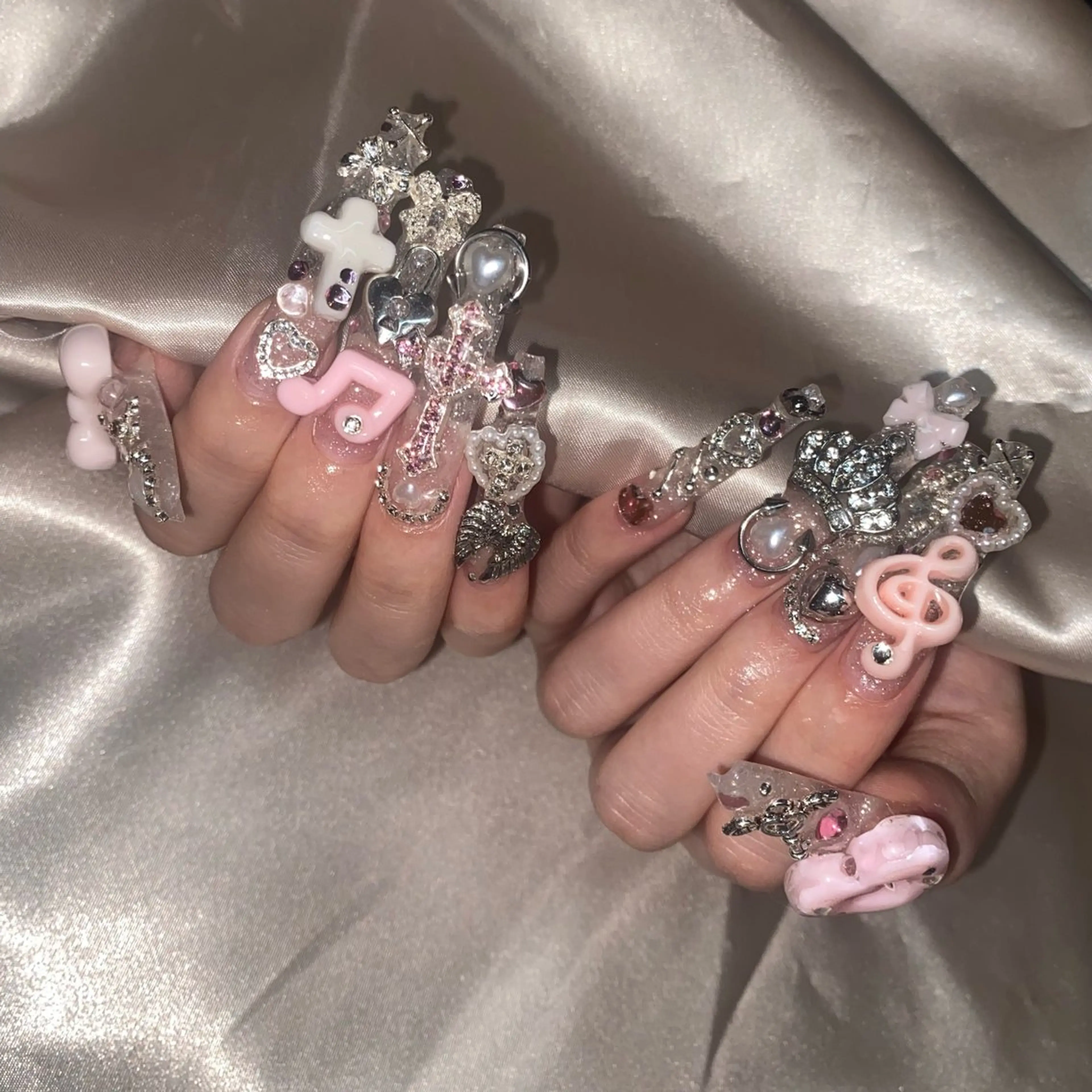 ネイル ハンドネイル la vie Luire所属・la vie Luire アスカのネイルデザイン