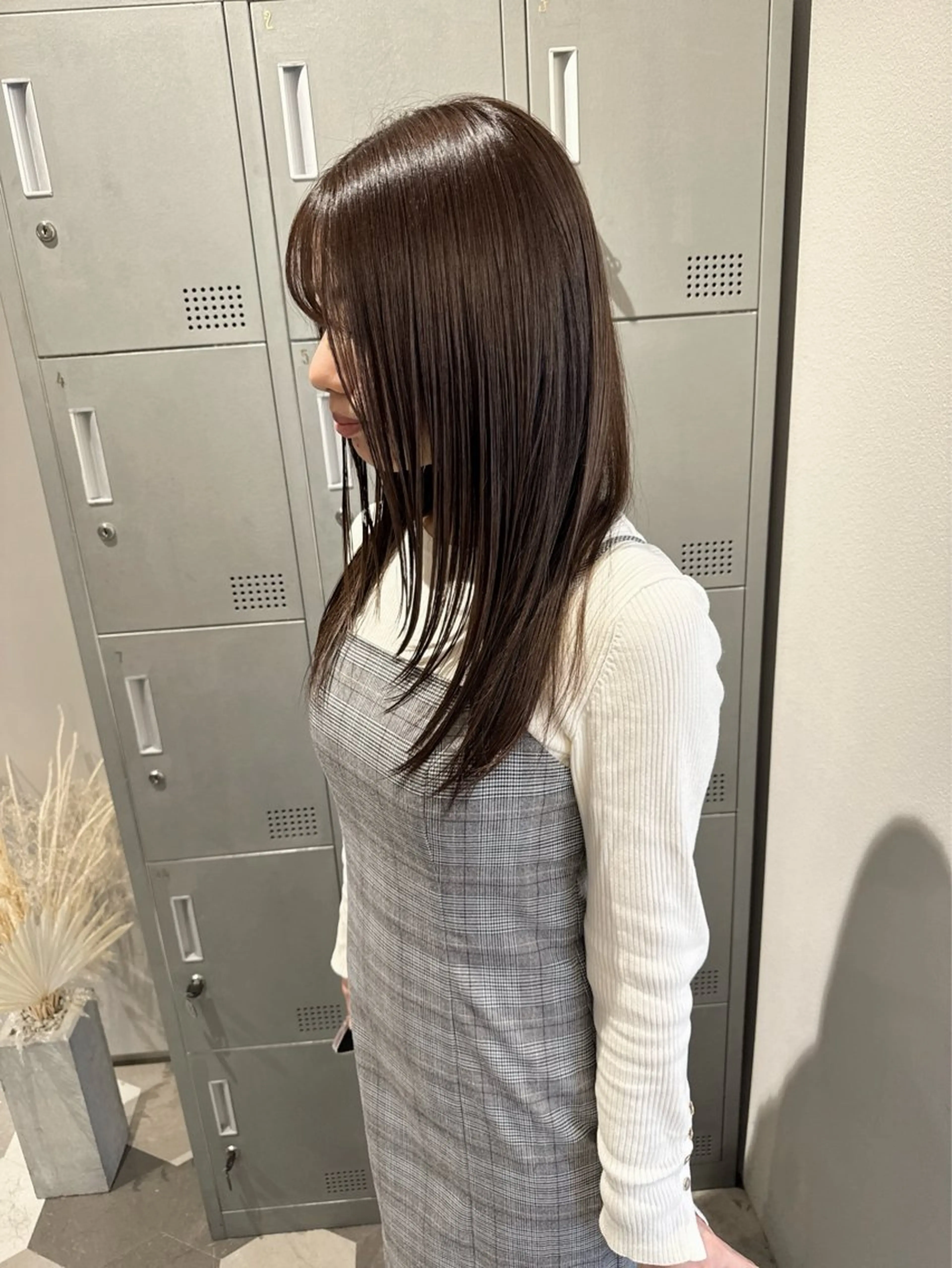 セミロング カット ヘアカラー 【天満1艶髪】潤艶/ 髪質改善🌹釣本竜哉のヘアスタイル