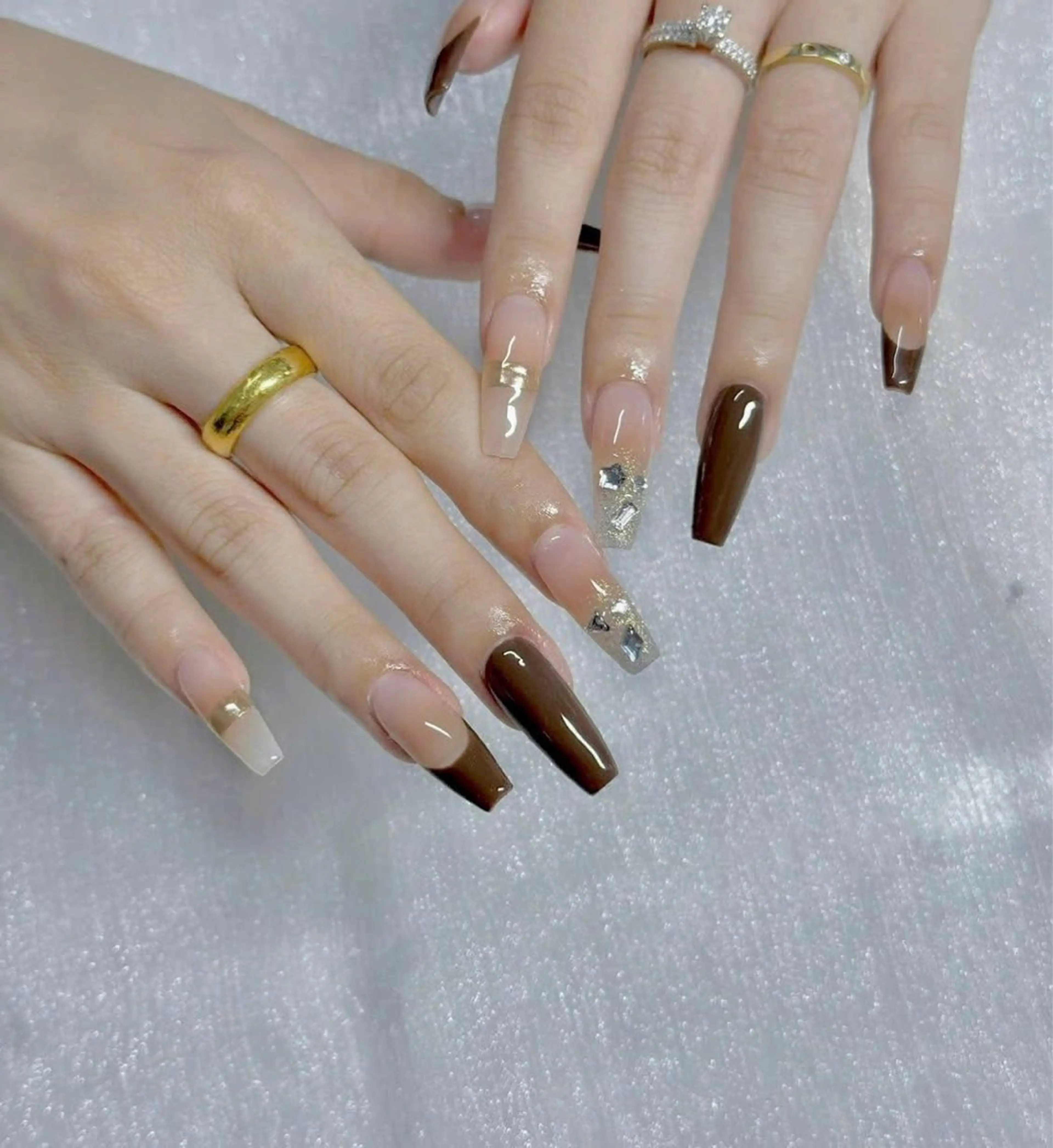 ネイル ハンドネイル T. Leeのネイルデザイン