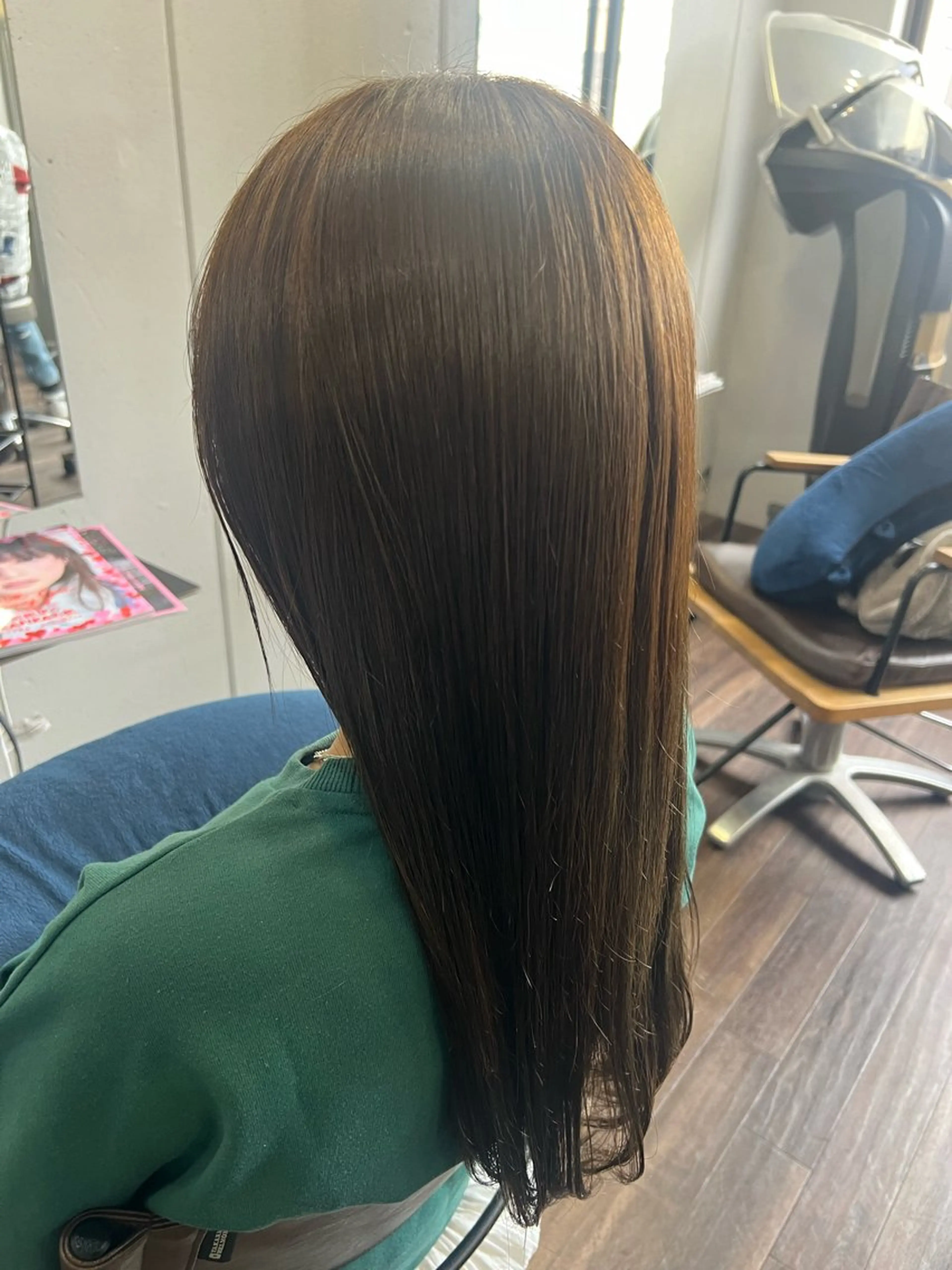 ロング カラー デザインカラー ハイライトカラー ハイトーンカラー ハイライト ヘアカラー トリートメント terra🌈大久保 睦美のヘアスタイル