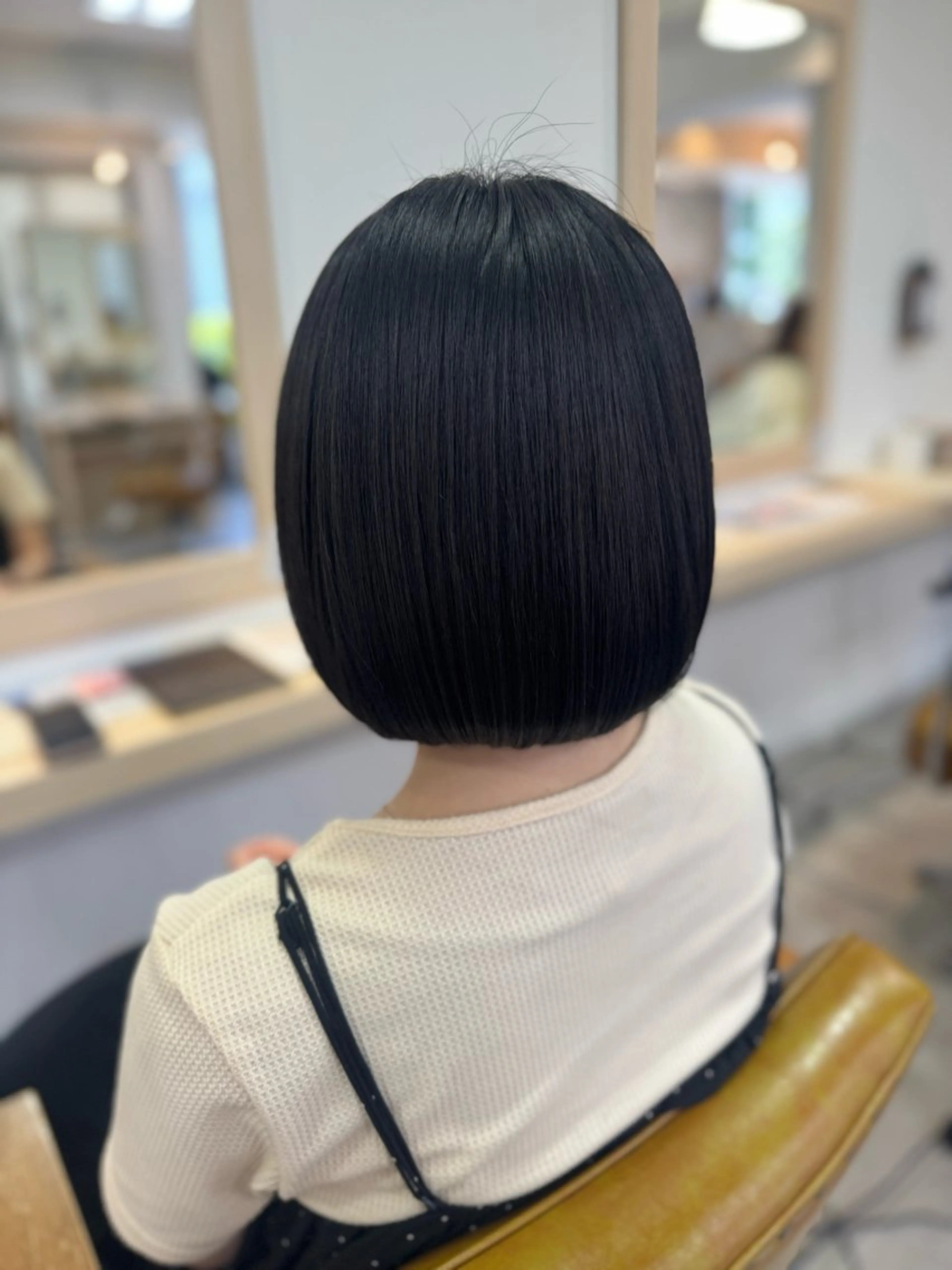 ショート 金山/レイヤー カット/Hikariのヘアスタイル