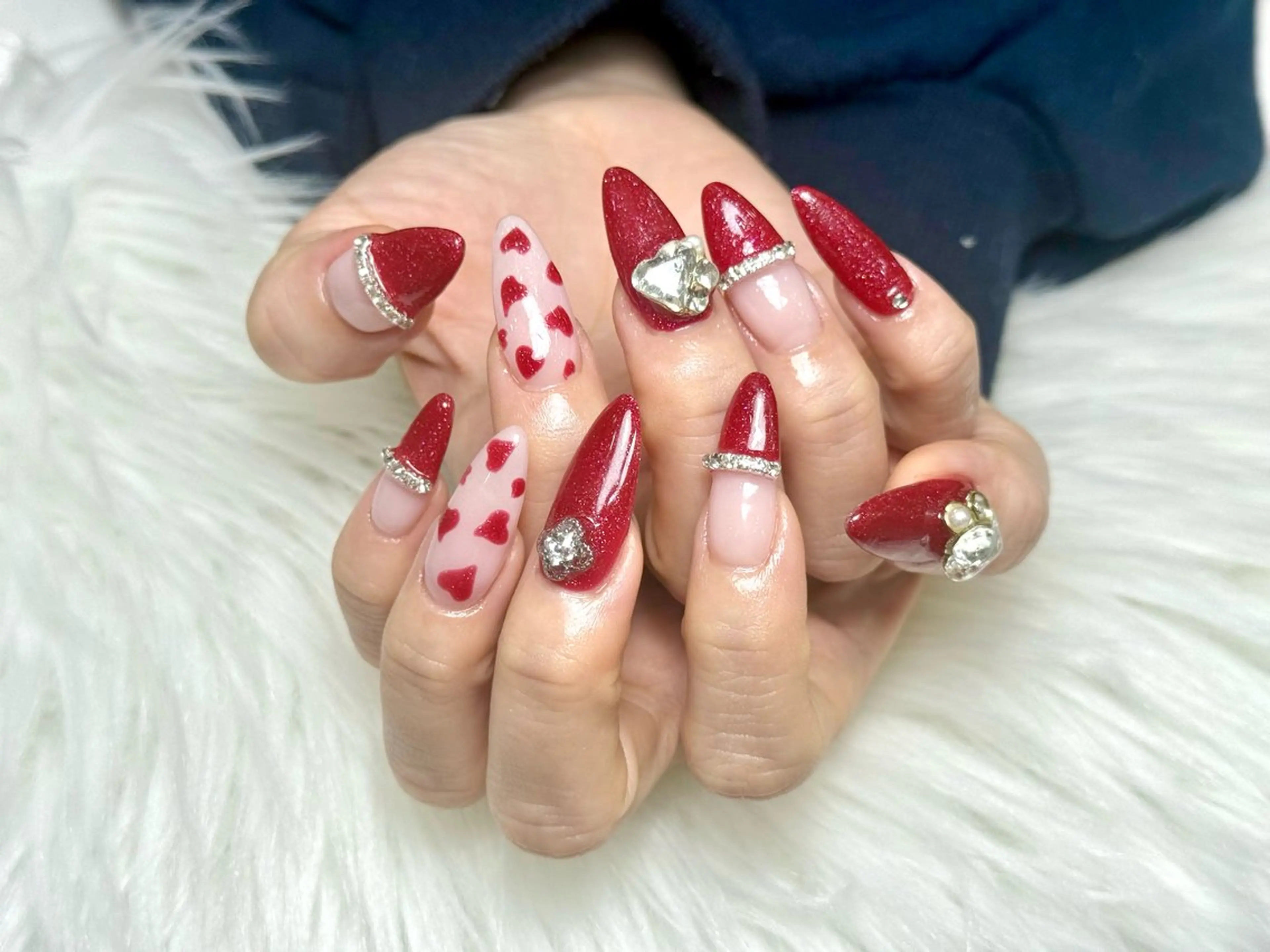 チップ長さ出し　デザイン4本　8600円の写真