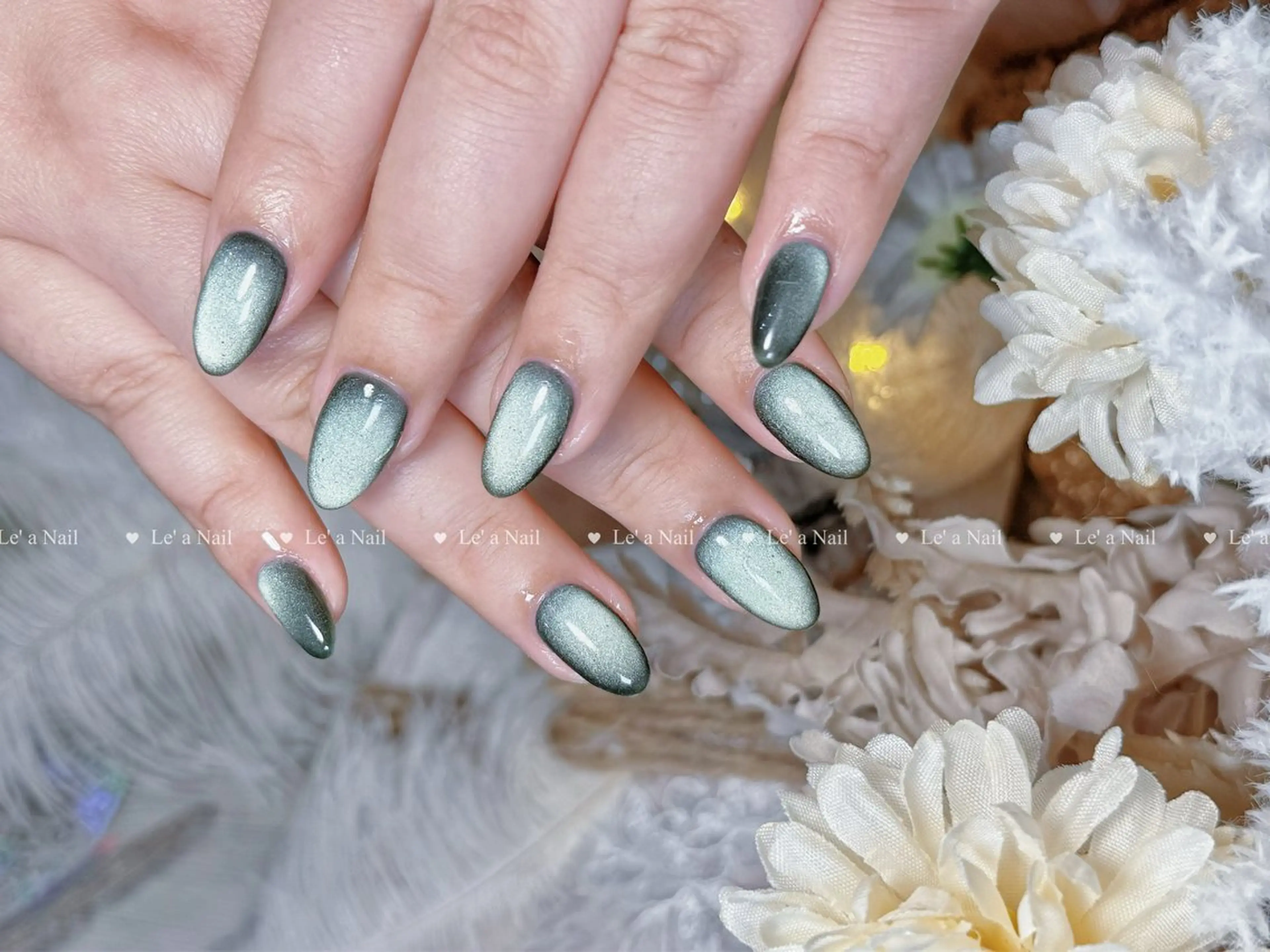 ネイル フラッシュネイル フットネイル フレンチネイル ジェルネイル ガラスフレンチ ハンドネイル Luxe Nail Salonのネイルデザイン
