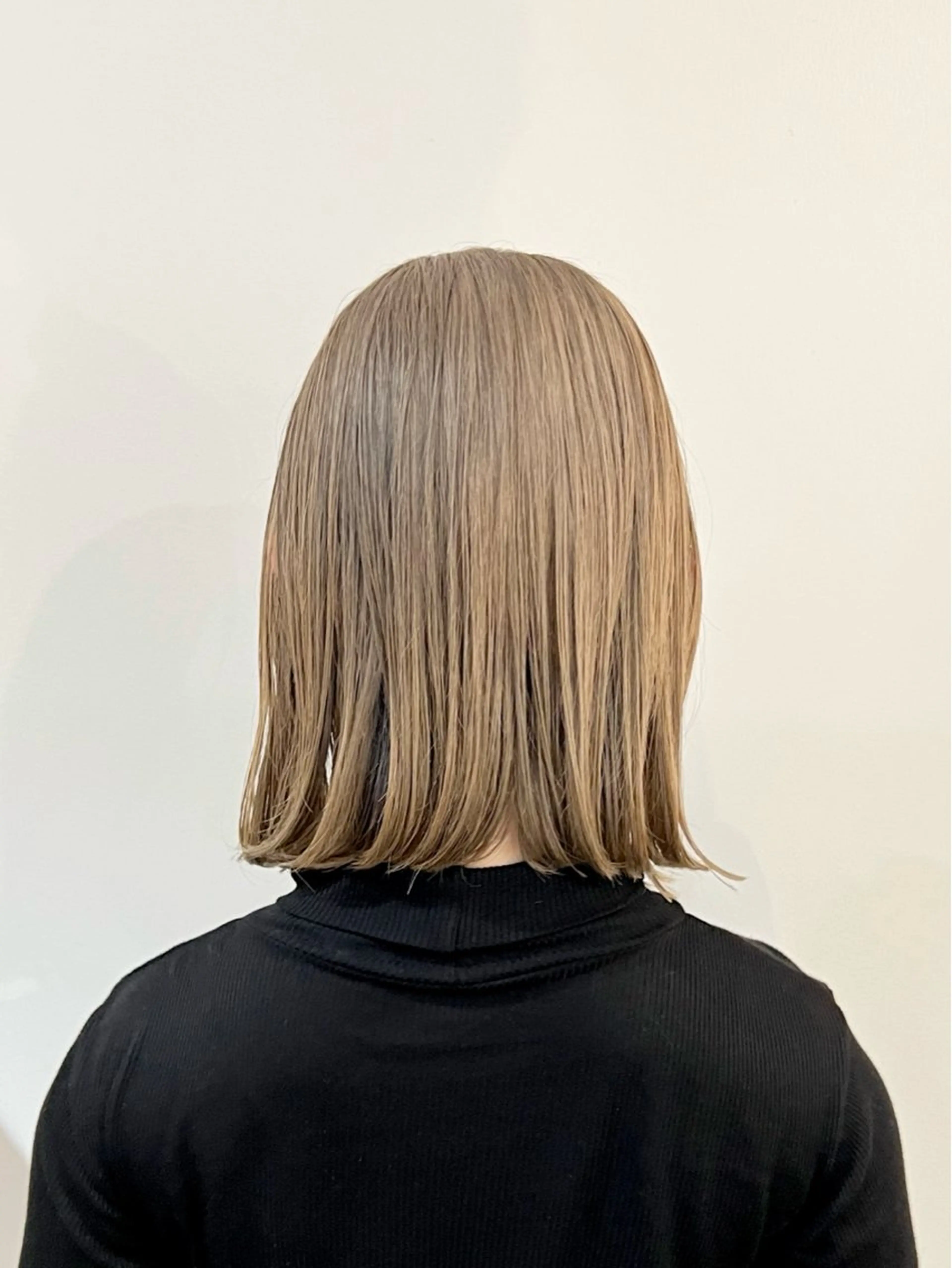 ミディアム カラー 鈴木 よつはのヘアスタイル