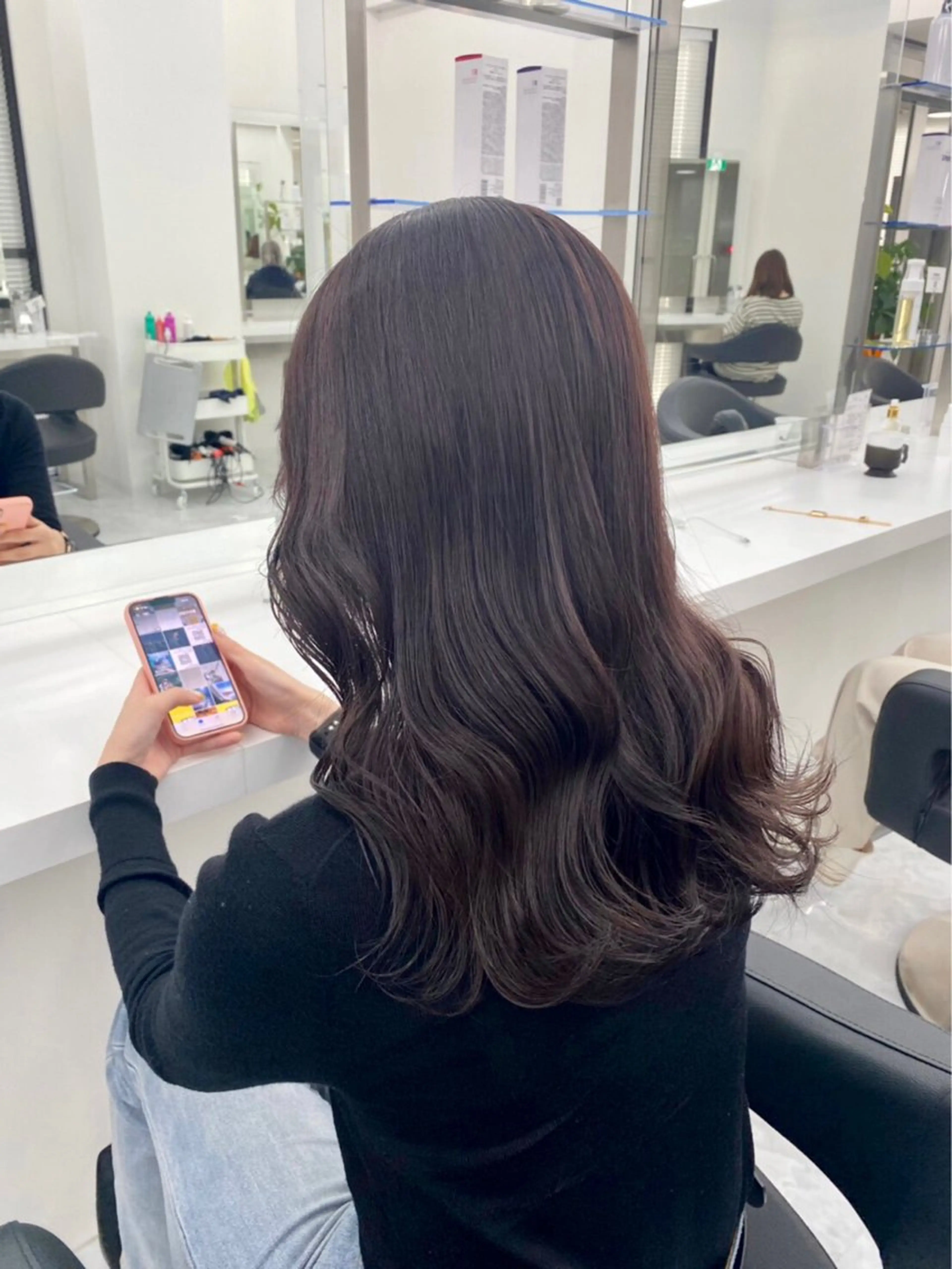 セミロング カラー ヘアアレンジ 🫧 THEATER 【公式】🫧天神🫧のヘアスタイル