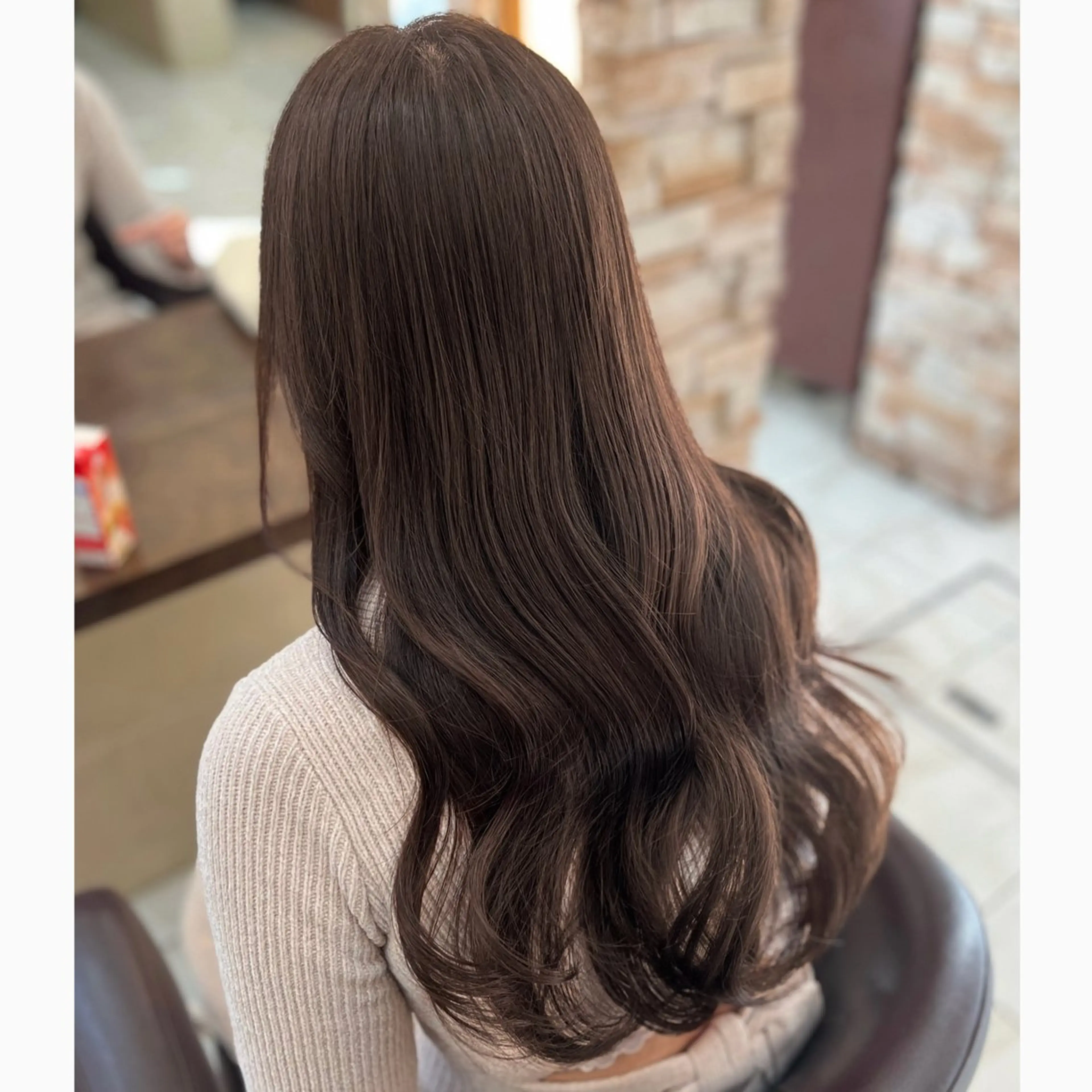 ロング カラー ベージュカラー 透明感カラー ダブルカラー Luana .Rioneのマツエク・マツパデザイン