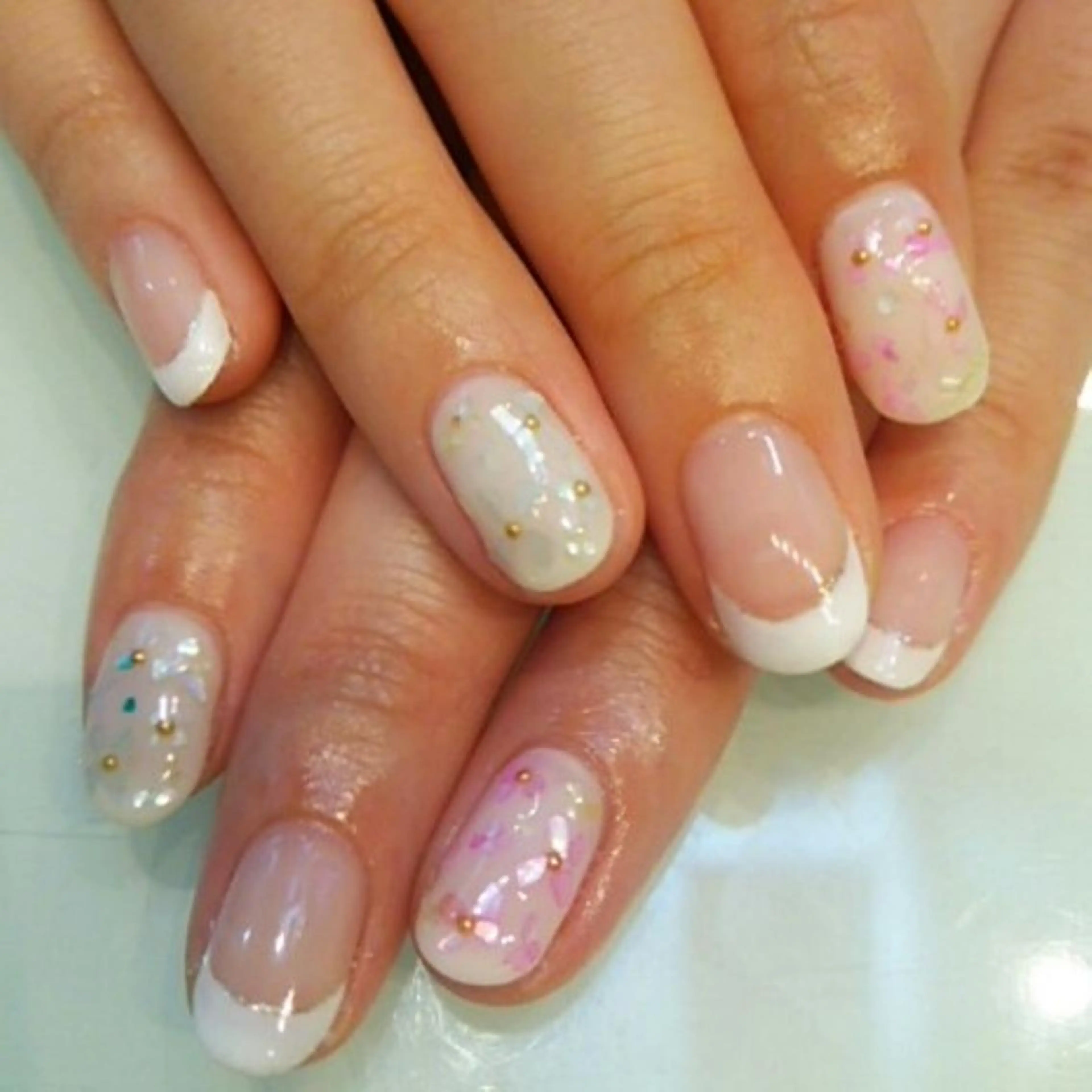 ネイル ブルー パステルネイル ピンク 小向 琴絵のネイルデザイン