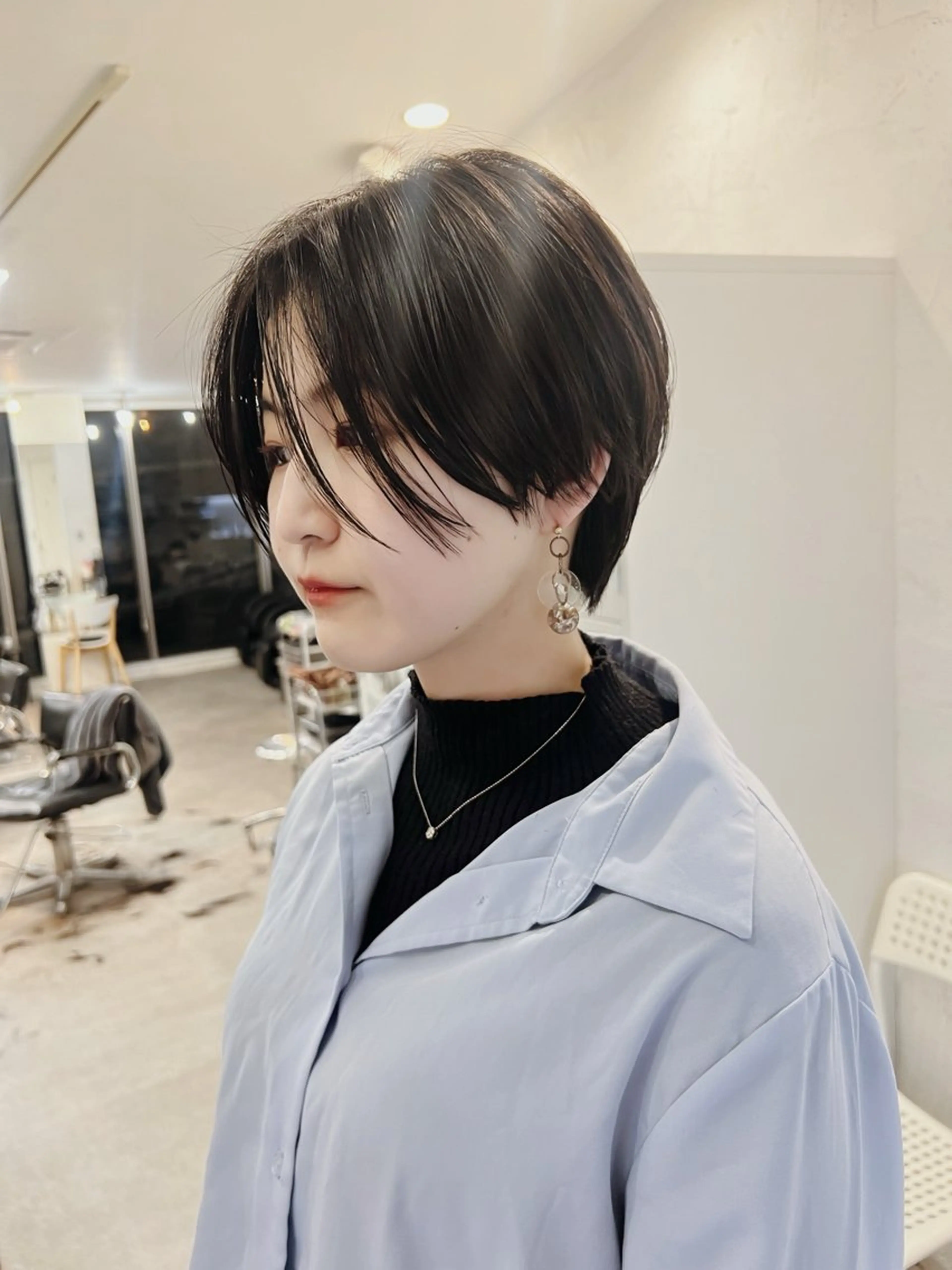 ミディアム カラー パーマ ヘアアレンジ 丸みショート くびれヘア ショートヘア原宿 fifth コシのヘアスタイル