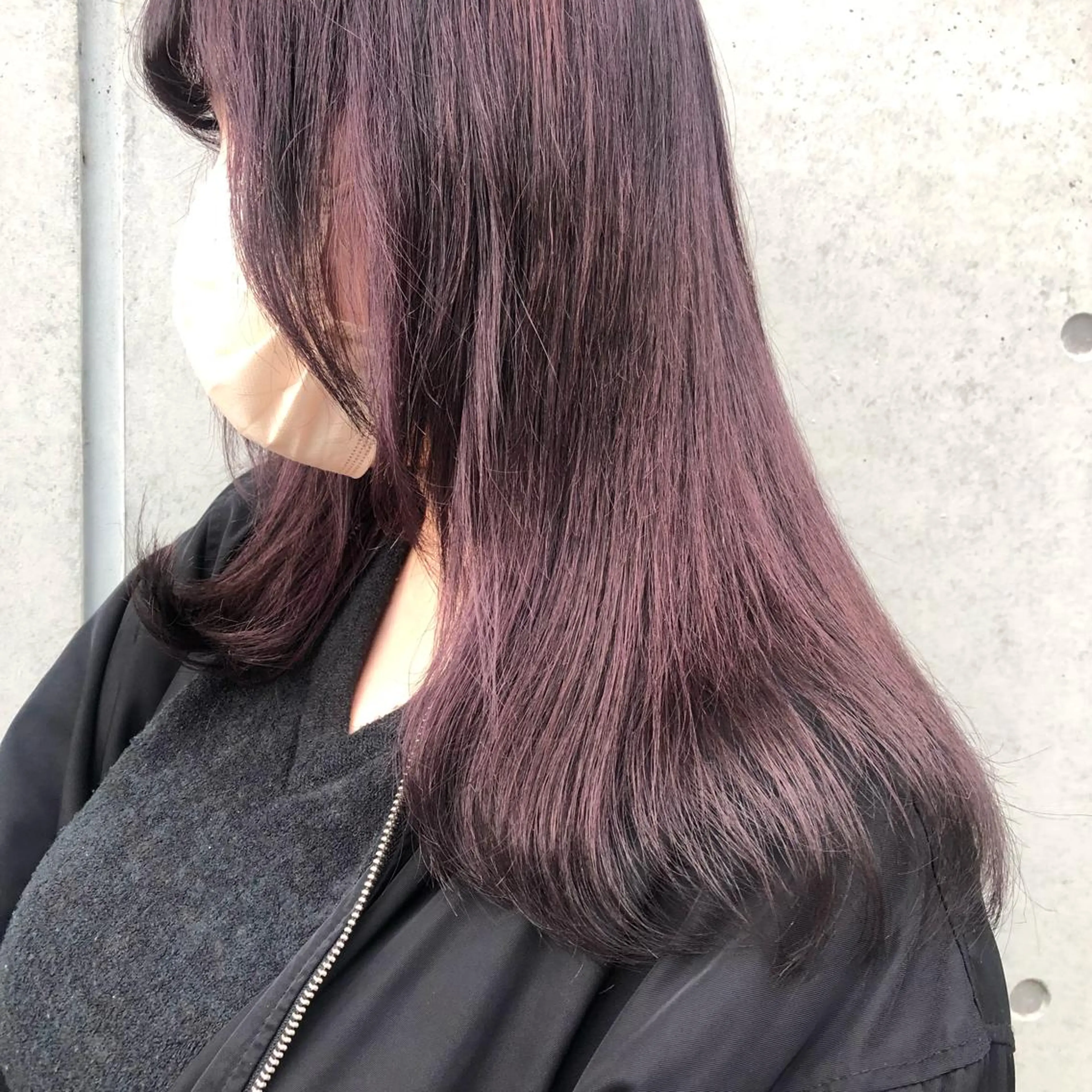 セミロング カラー ヘアアレンジ ラベンダーカラー パープルカラー カット ヘアカラー トリートメント エクステ ヘアセット 八巻 晴香のヘアスタイル