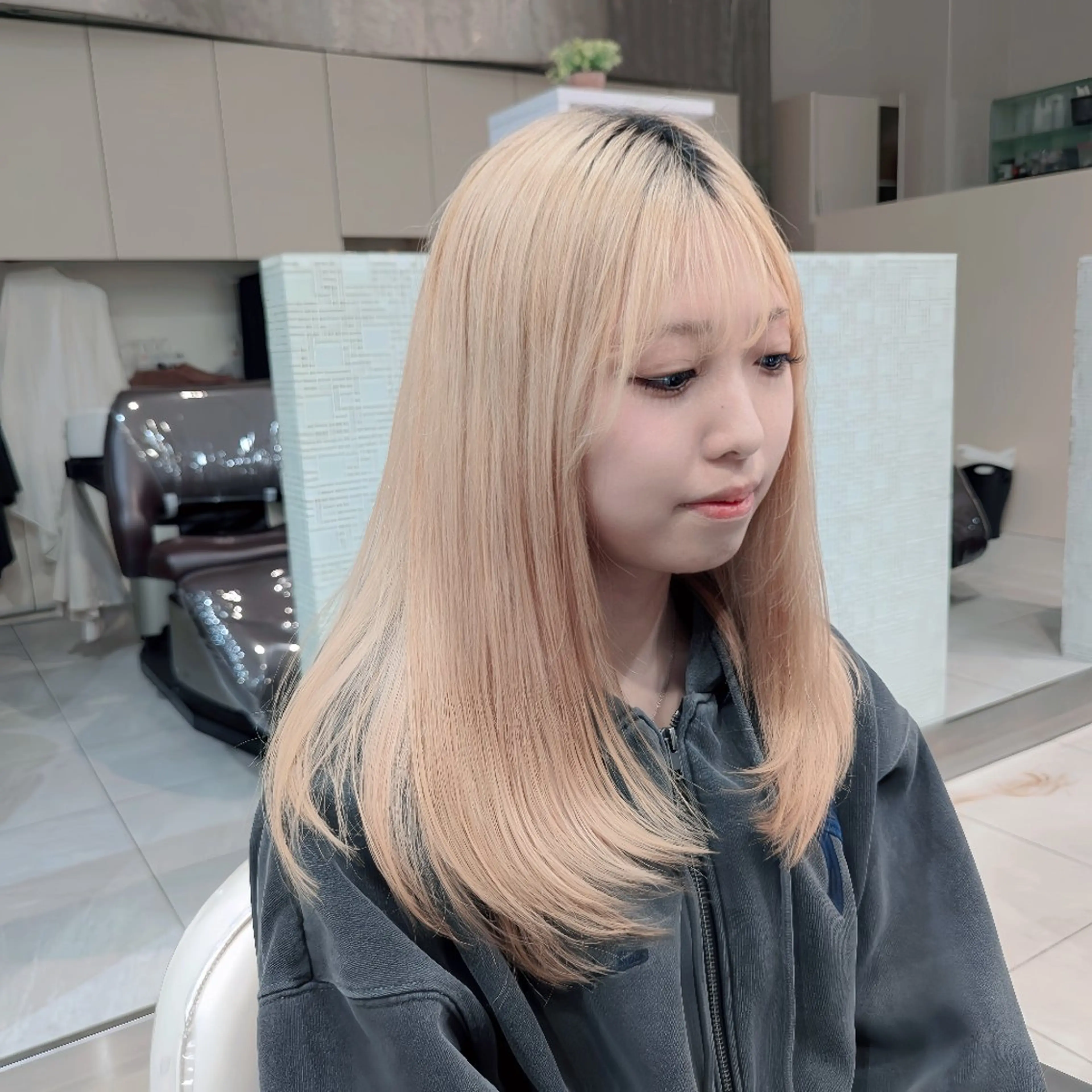 カラー ミディアム 髪質改善 カミムラのヘアスタイル