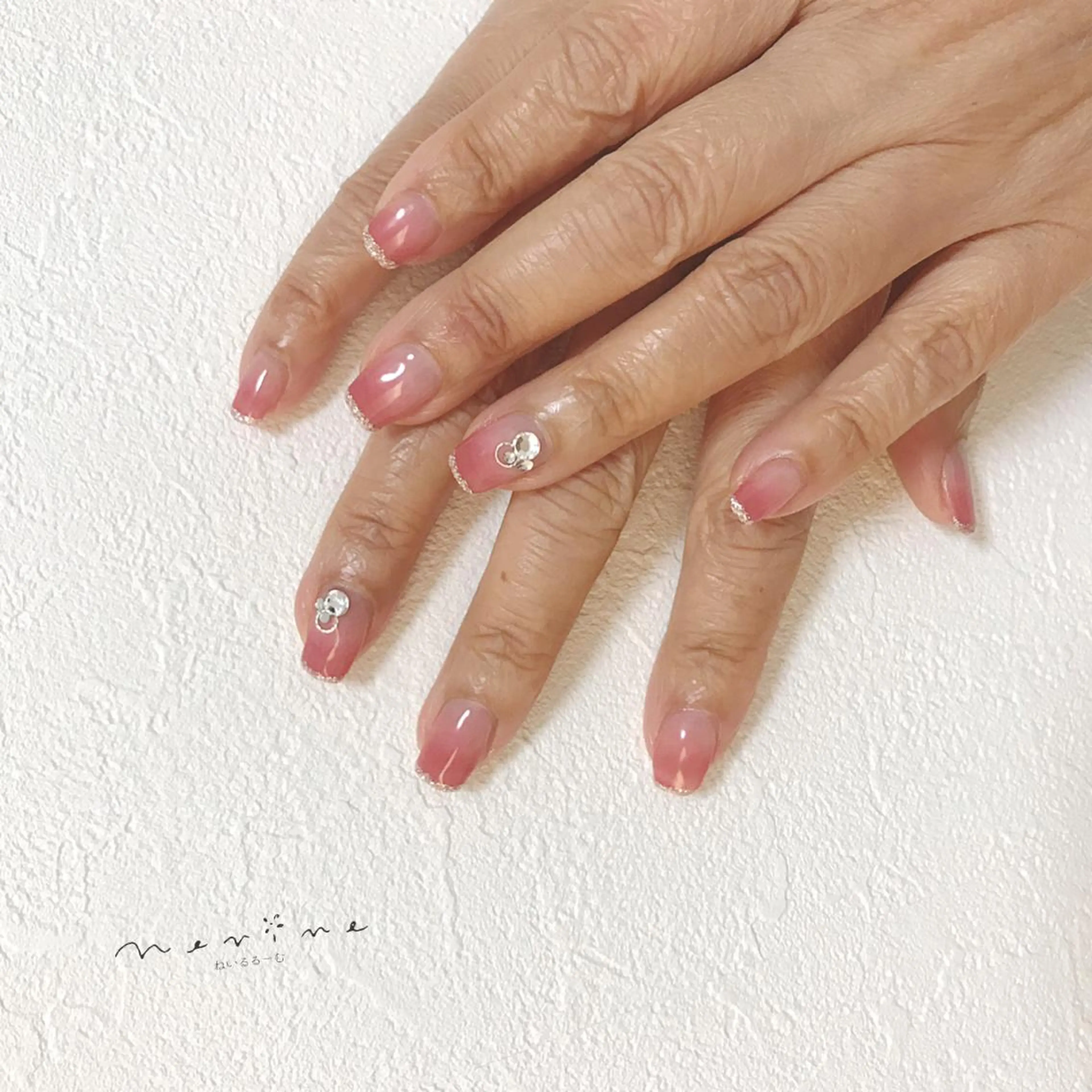 ネイル NAILST Naomiのネイルデザイン