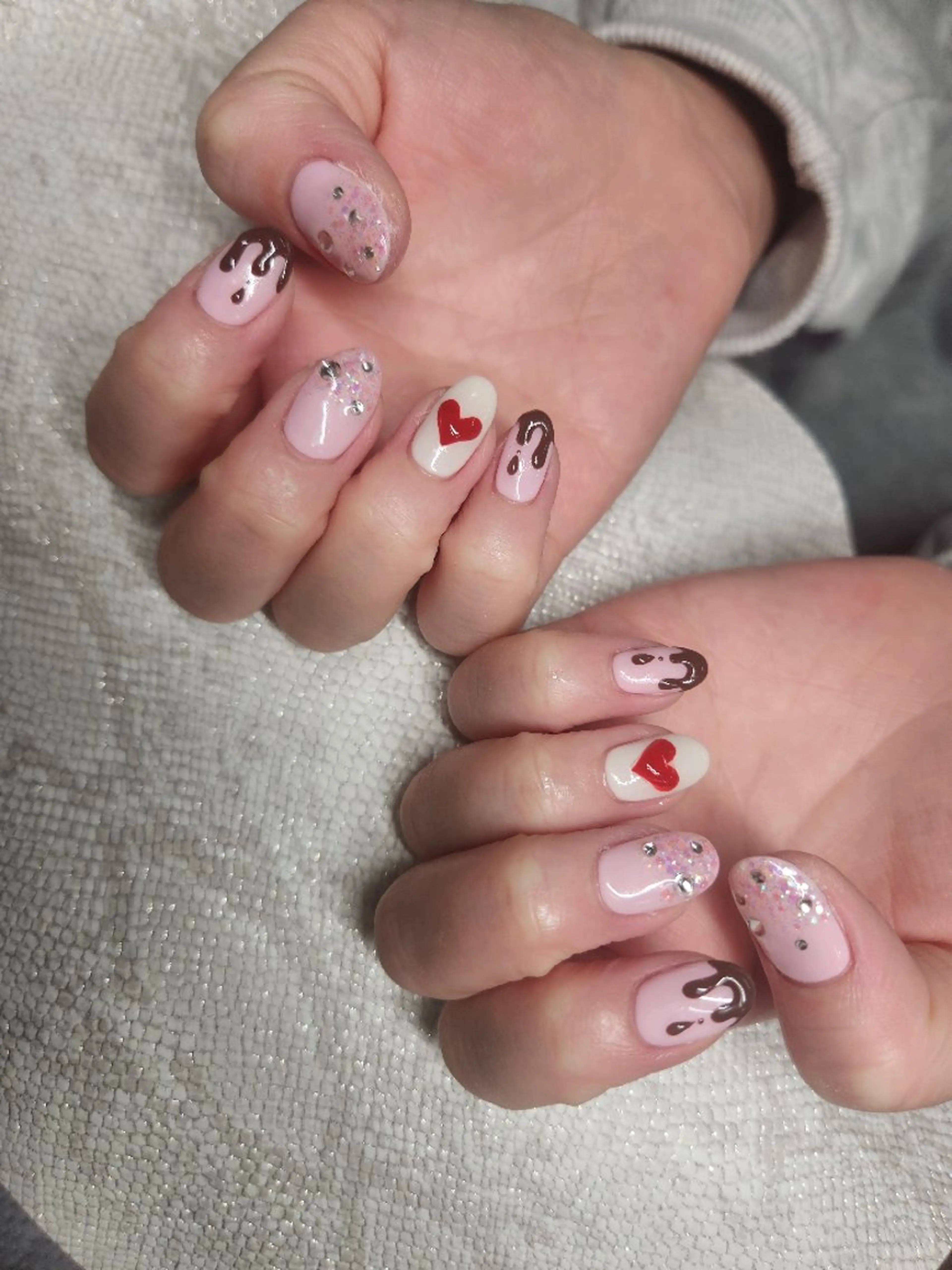 ネイル ピンク バレンタイン 石渡 美弥のネイルデザイン