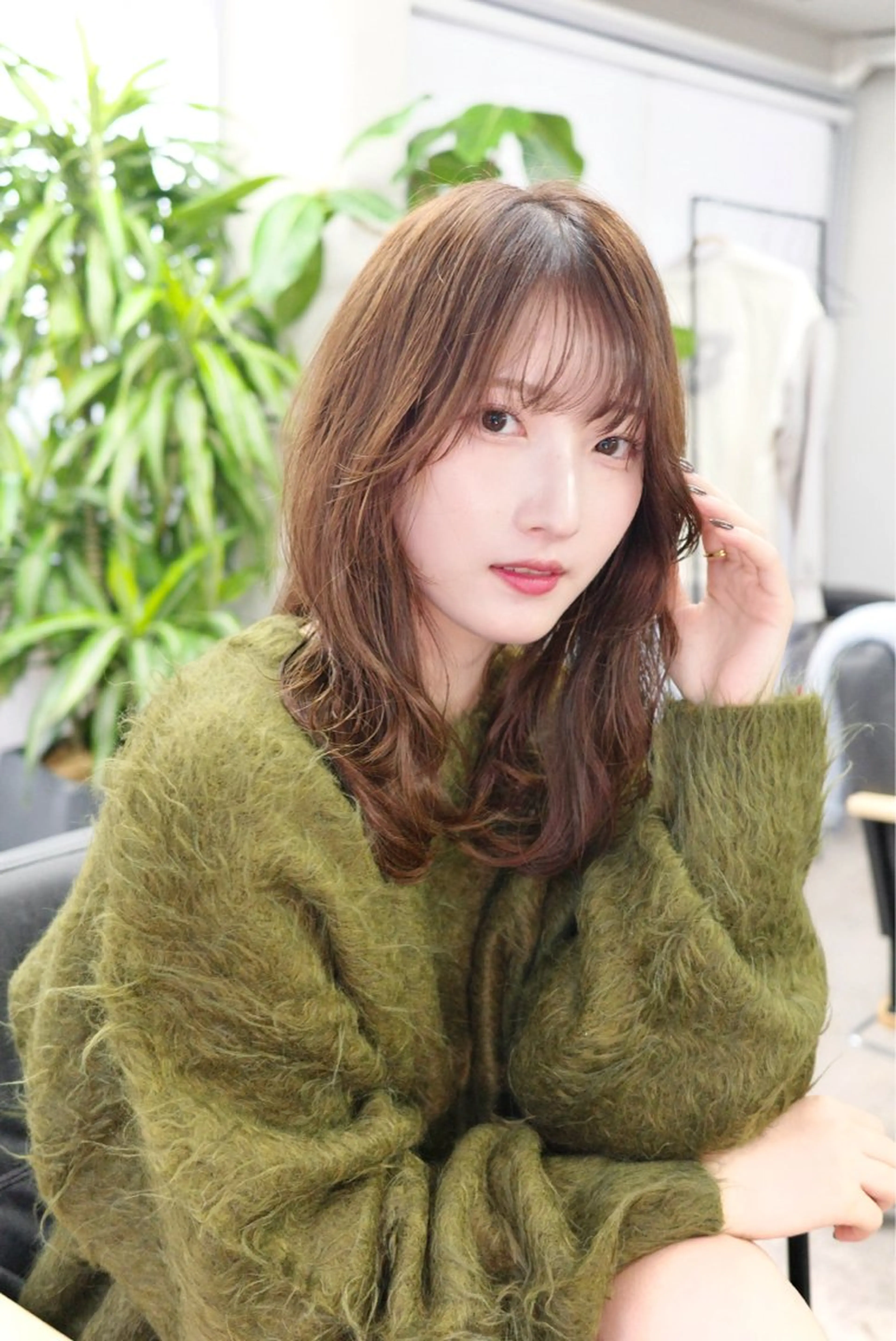 ミディアム カラー ミディアムレイヤー レイヤーカット ✨上品レディーなヘア スタイルへ✨髙木諒也のヘアスタイル