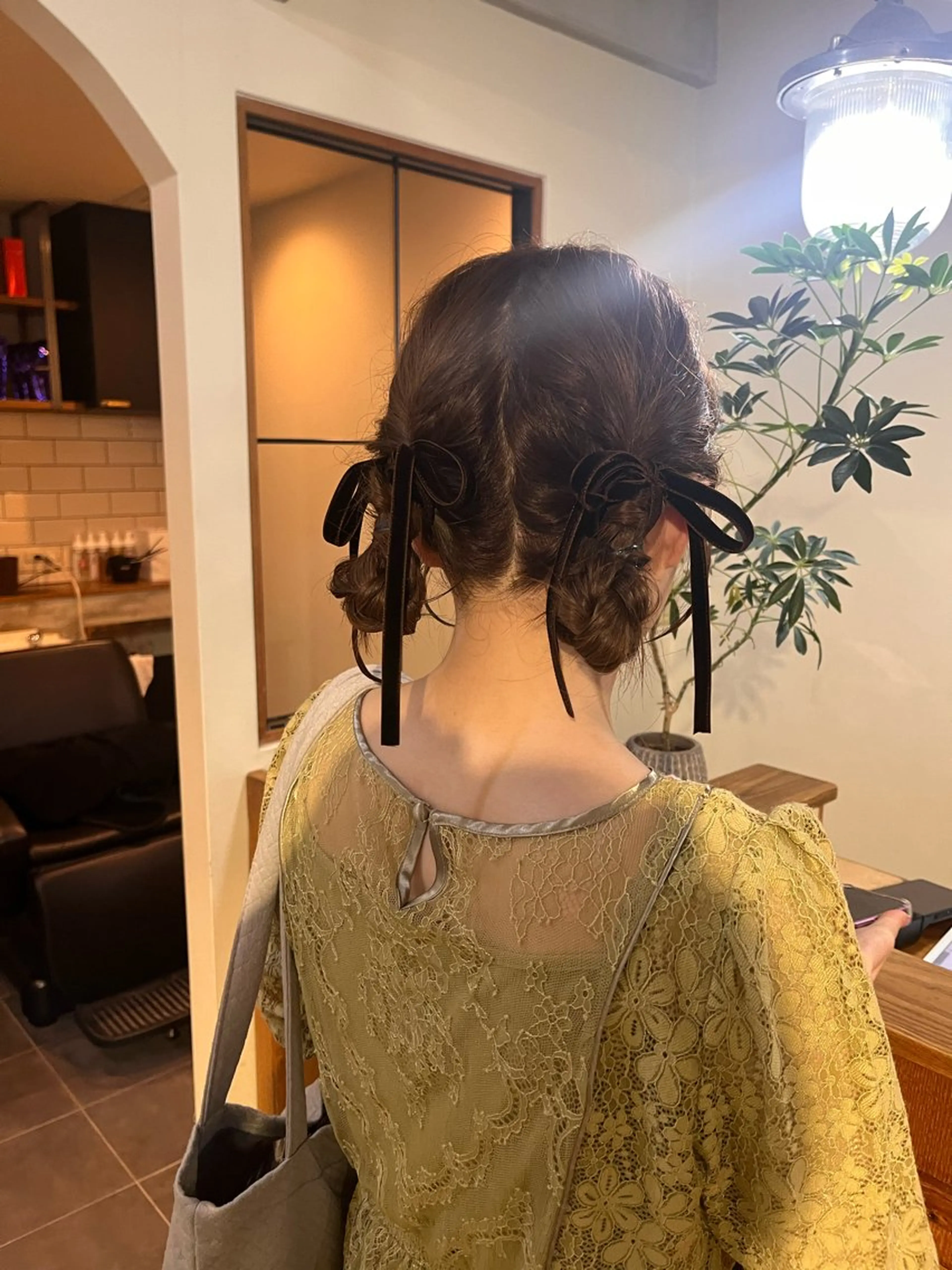 ミディアム お団子ヘア ヘアセット 薬院:今泉/上川美幸 小顔ボブ/暗髪カラーのヘアスタイル