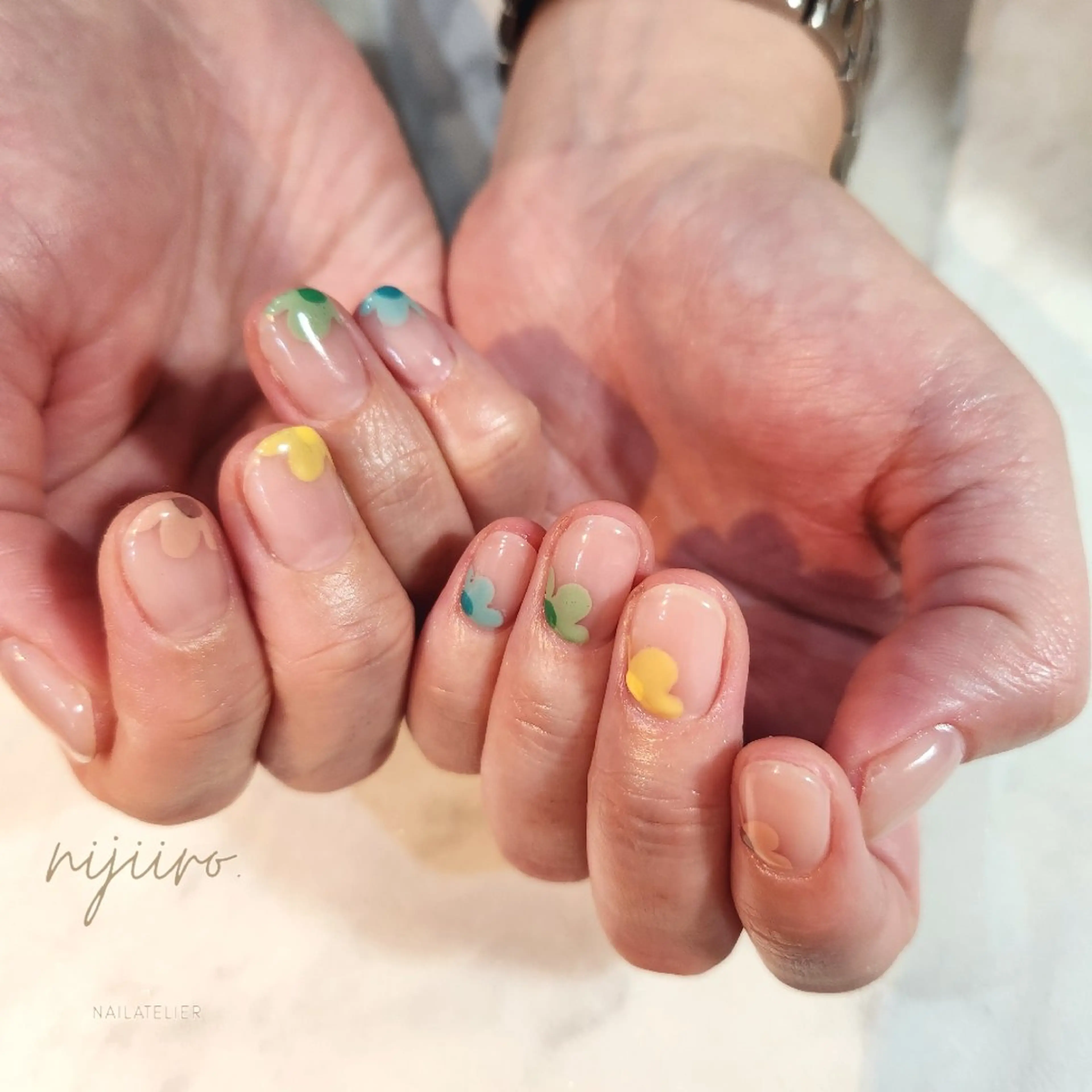 ネイル ハンドネイル nijiiro🌈 サトウのネイルデザイン