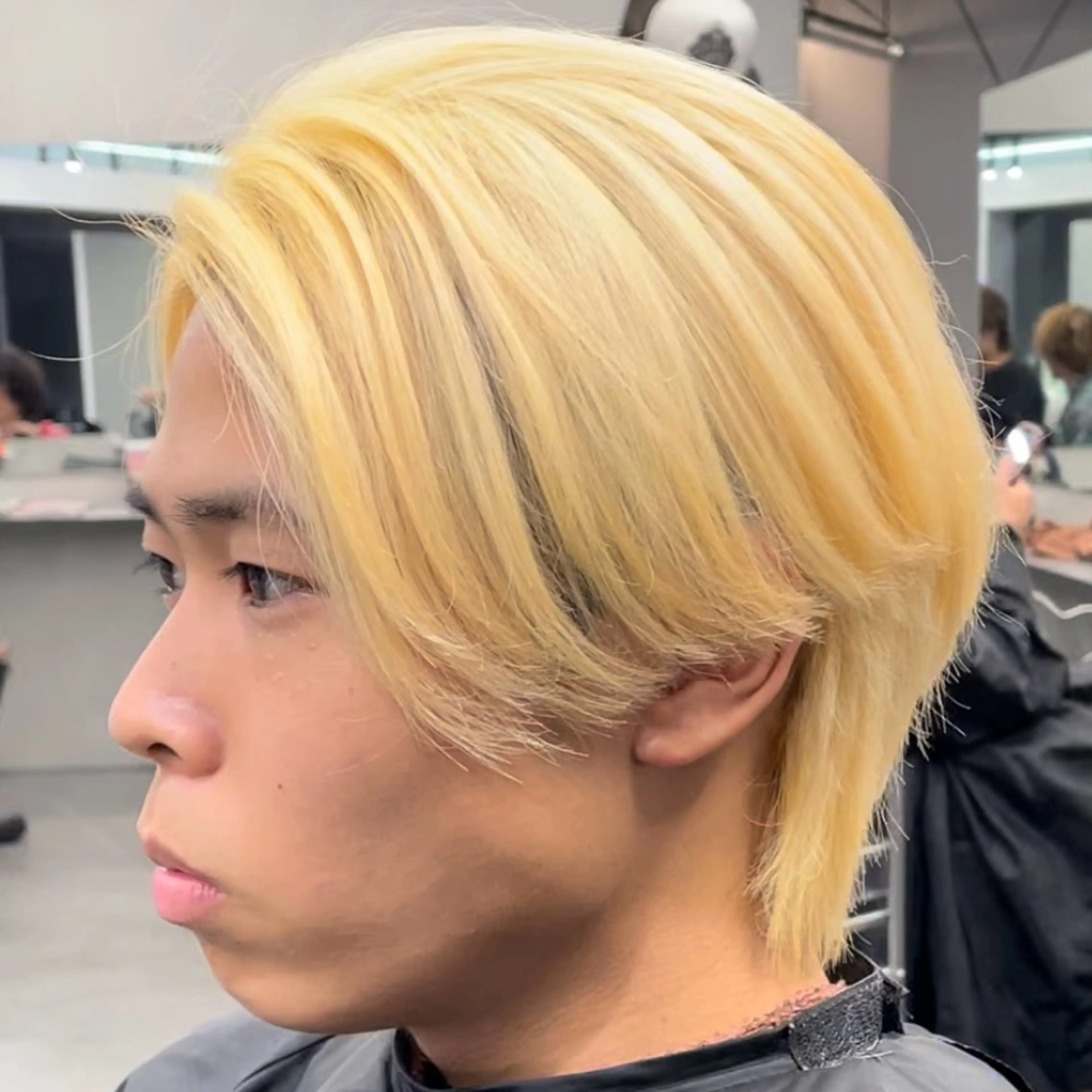 ミディアム カラー ヘアアレンジ メンズ fifth 石川 凪のヘアスタイル