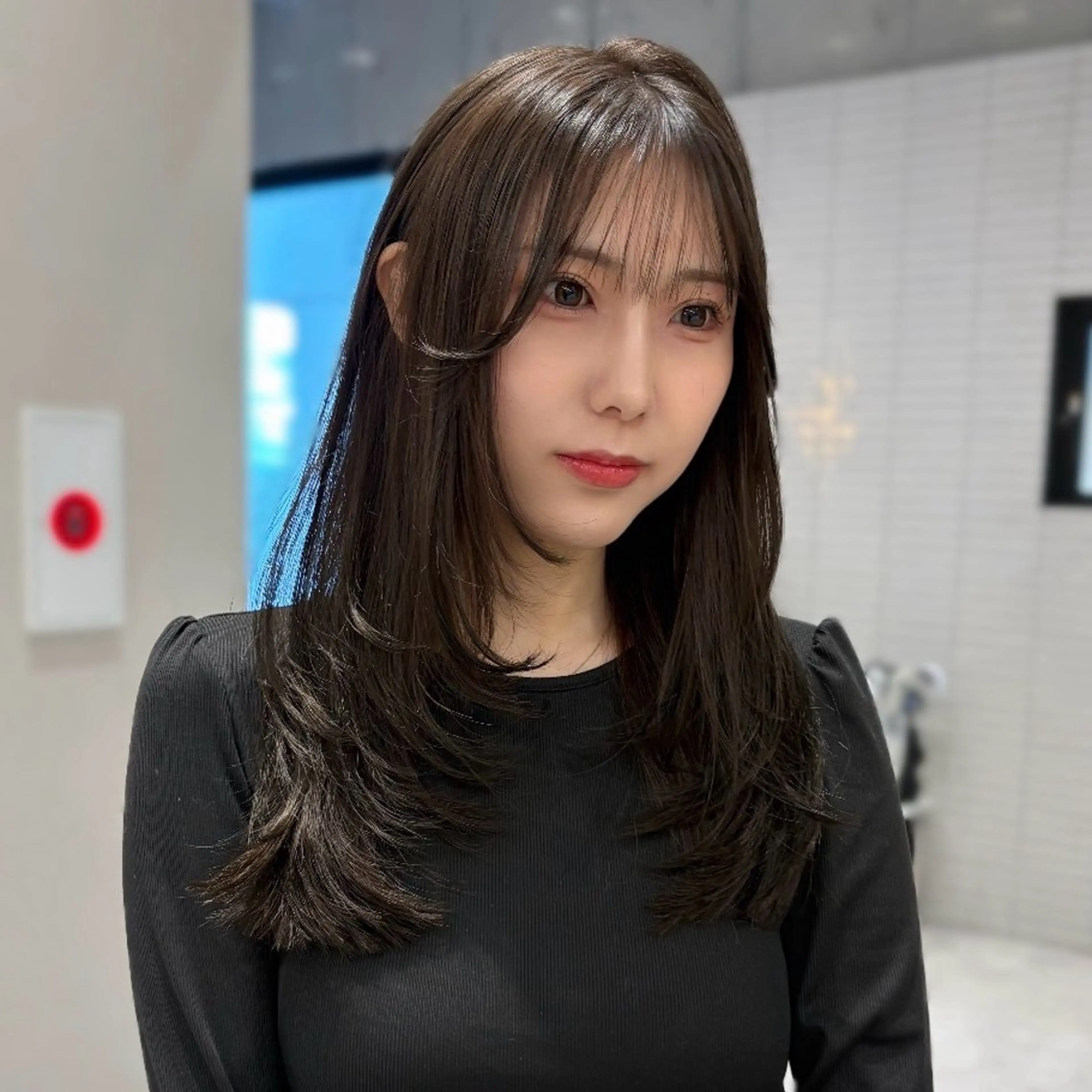 ロング カラー 透明感カラー グレージュ オリーブグレージュ オリーブグレー レイヤーカット カット ヘアカラー トリートメント ナツミ/透明感カラー /酸性縮毛矯正のヘアスタイル