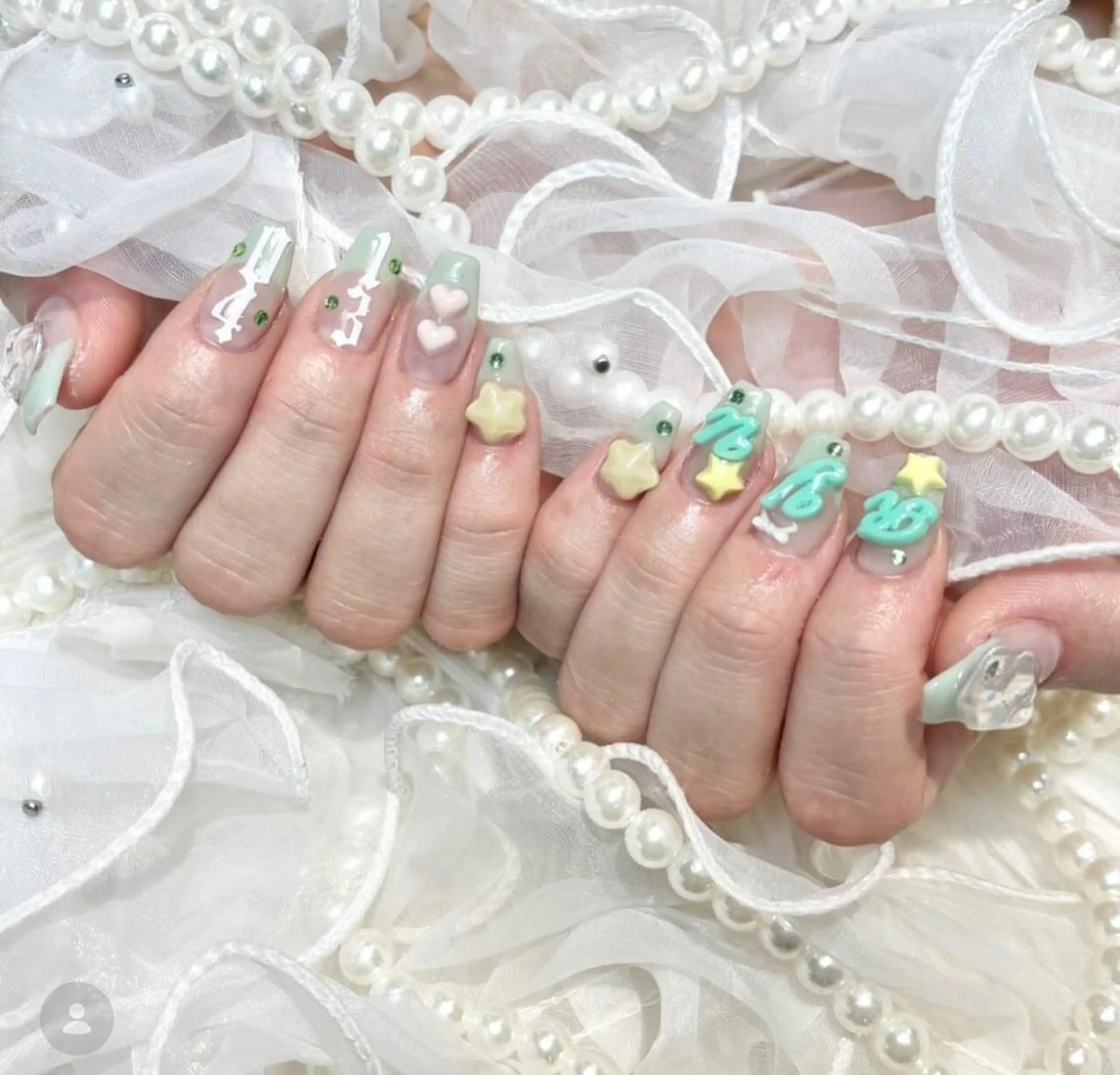 ネイル WISTERIA yunaのネイルデザイン