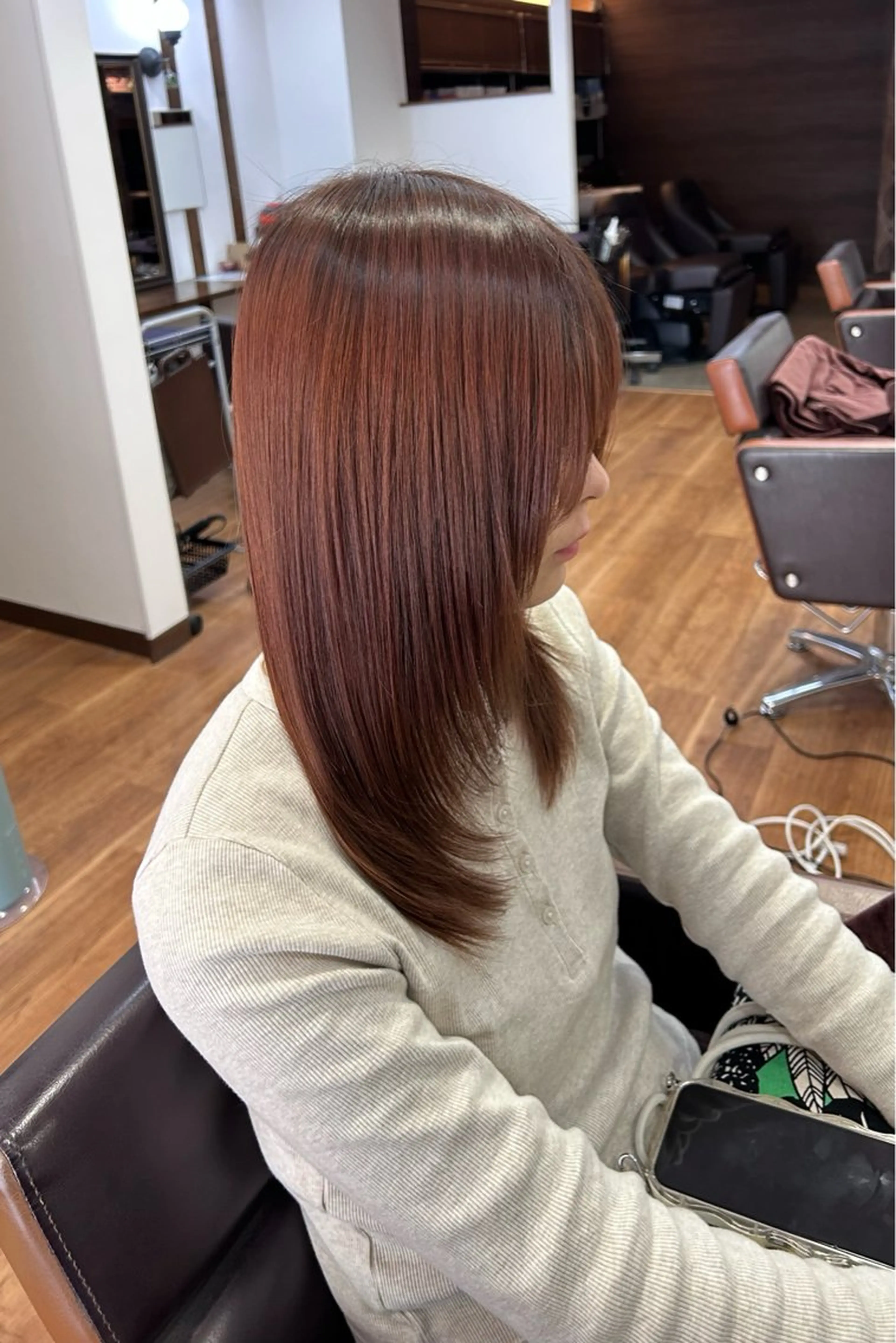 ミディアム レイヤーカット 原田 歩実のヘアスタイル