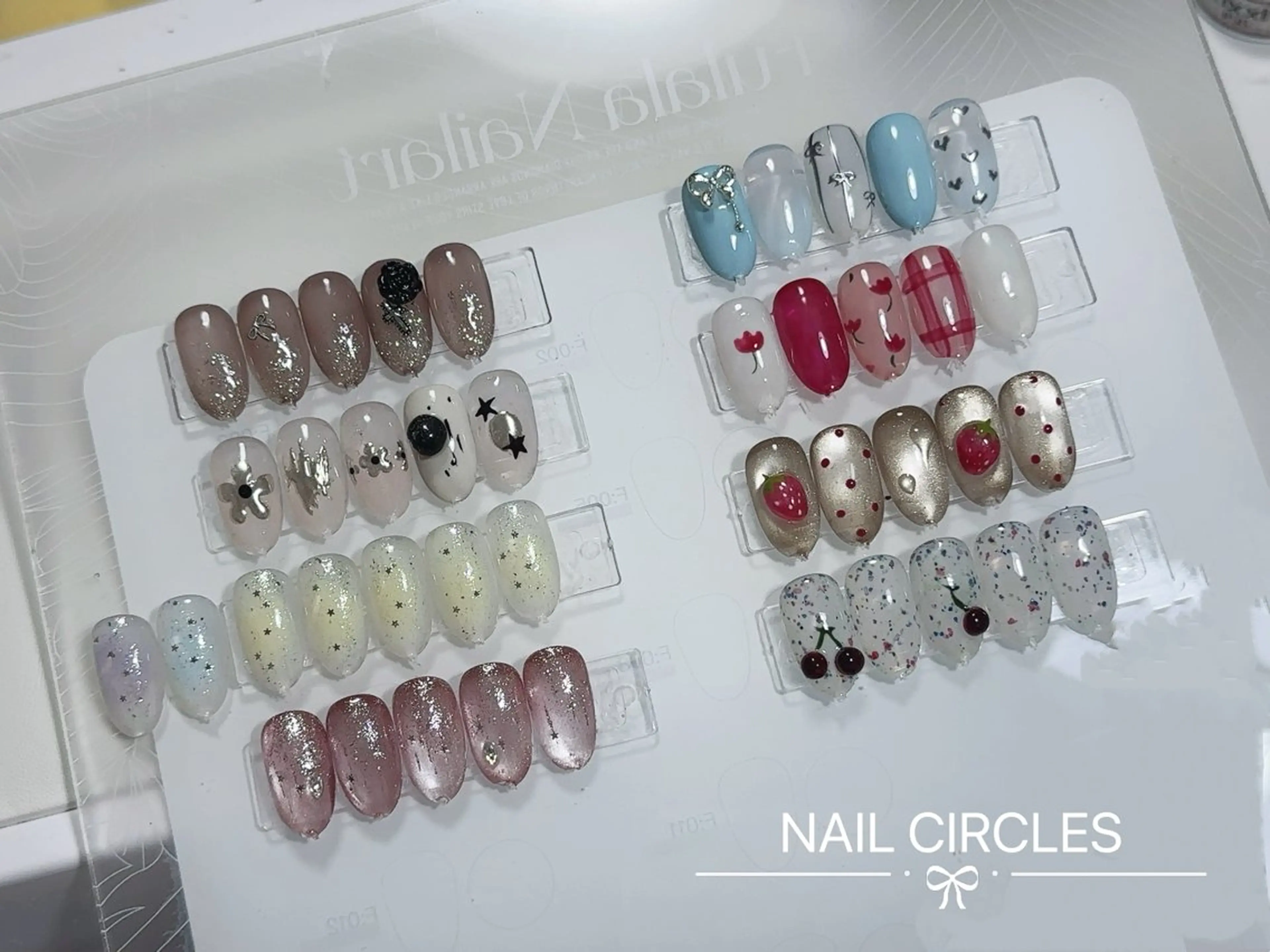 ネイル NAIL CIRCLESのネイルデザイン